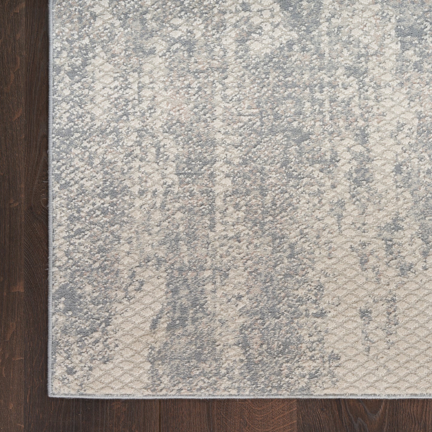 Nourison Exhale 5'3" x 7'3" Light Grey Modern Indoor Rug