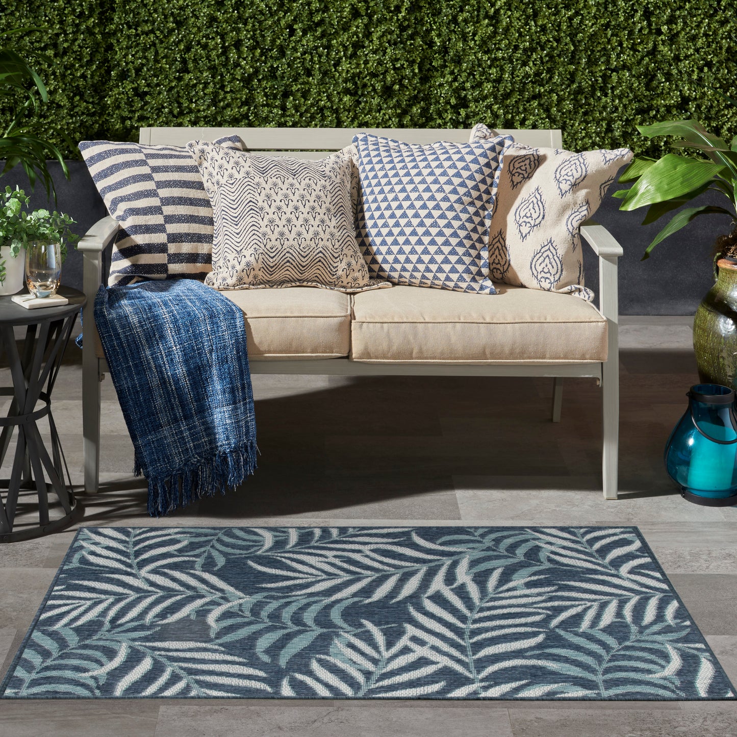 Nourison Garden Oasis 3' x 5' Navy Tropical Rug