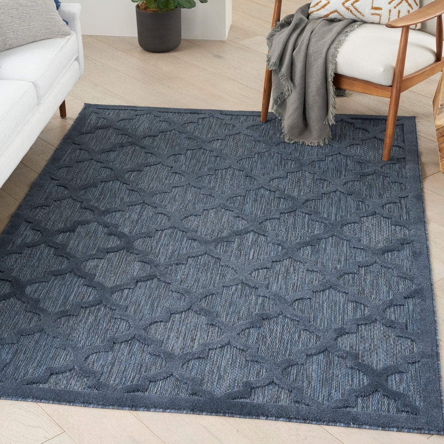 Nourison Easy Care 6' x 9' Navy Blue Modern Rug