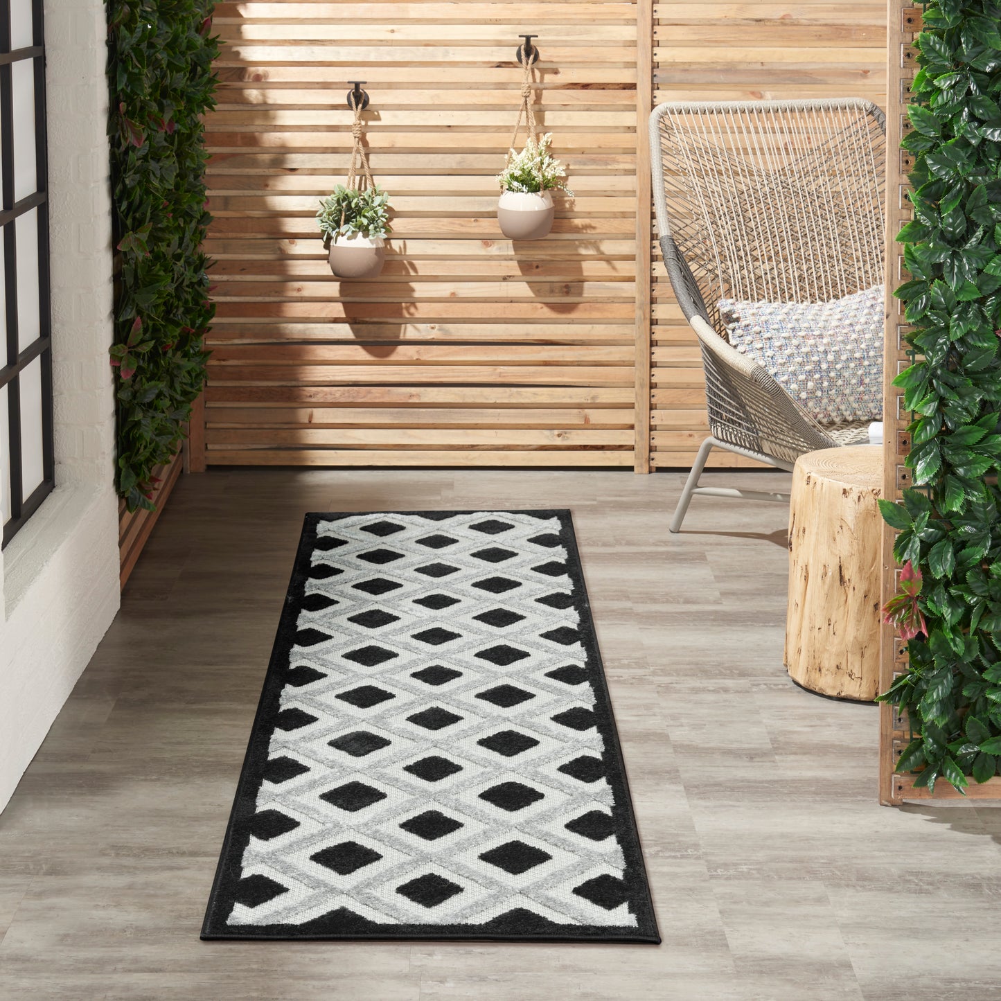 Nourison Aloha 2'3" x 8' Black White Modern Rug