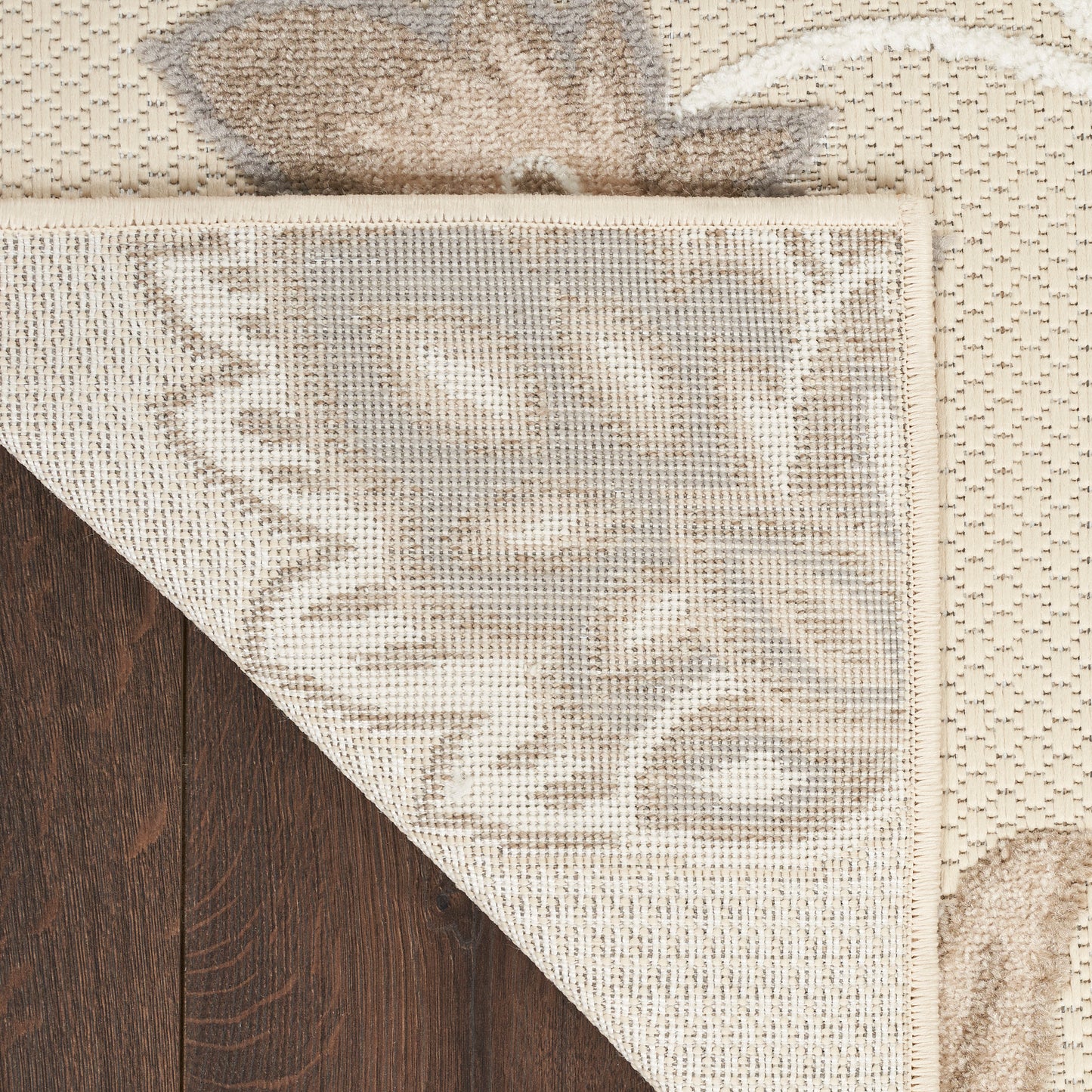 Nourison Aloha 2'8" x 4' Beige Farmhouse Rug