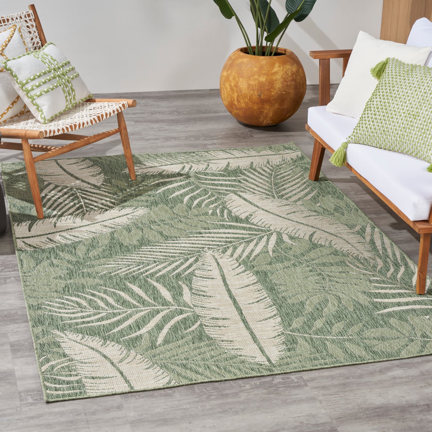 Nourison Garden Oasis 5' x 7' Green Ivory Outdoor Rug