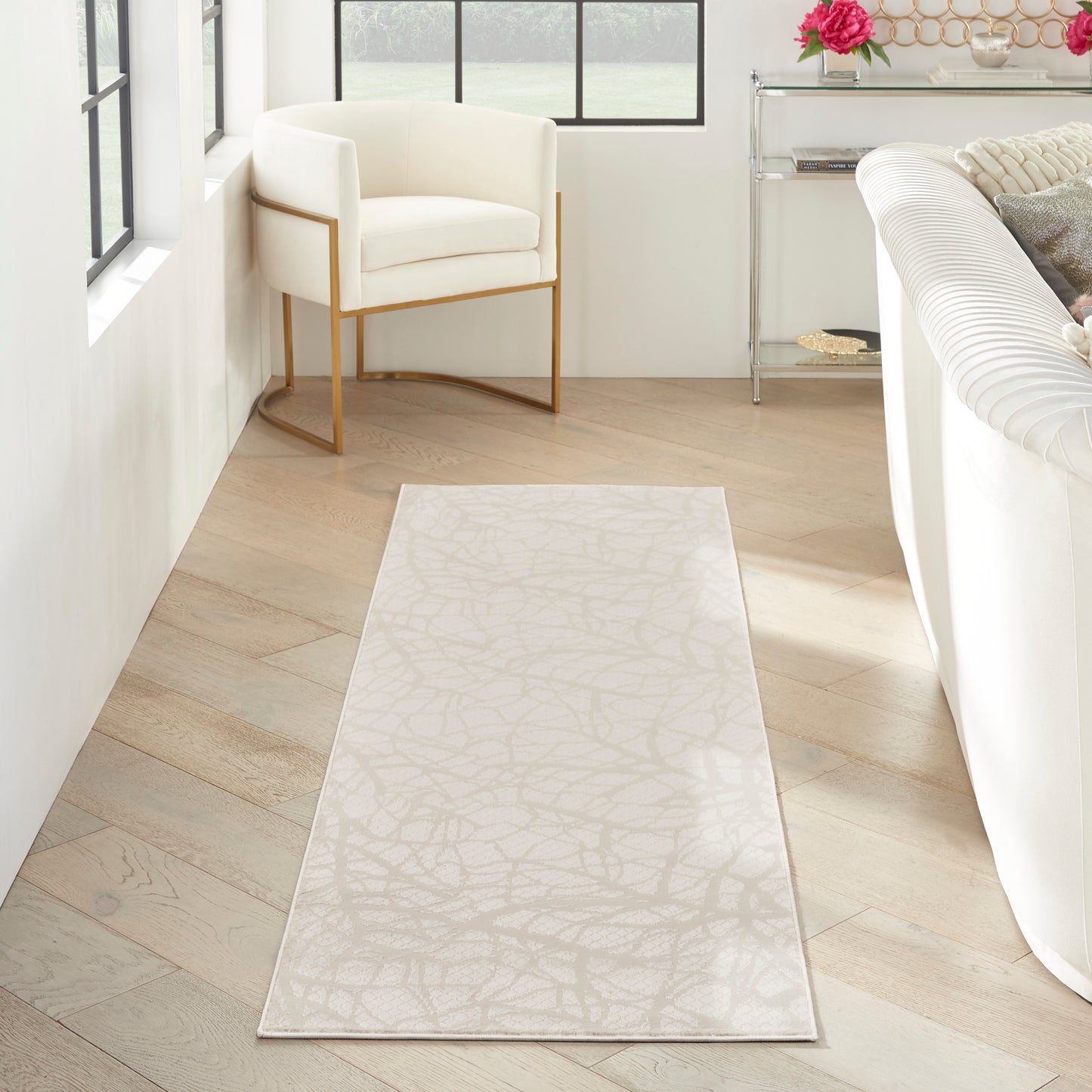 Nourison Desire 2'3" x 7'6" Beige Modern Indoor Rug