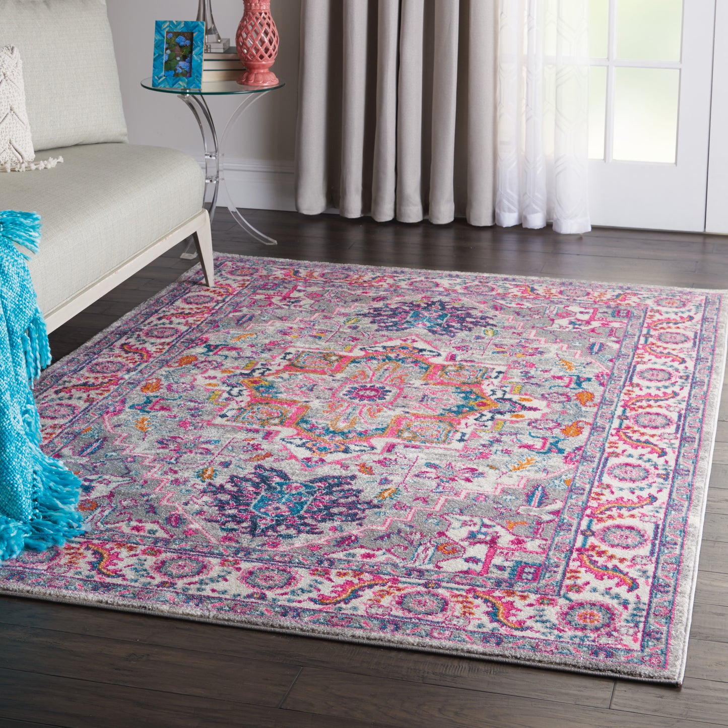 Nourison Passion 3'9" x 5'9" Light Grey/Pink Bohemian Indoor Rug