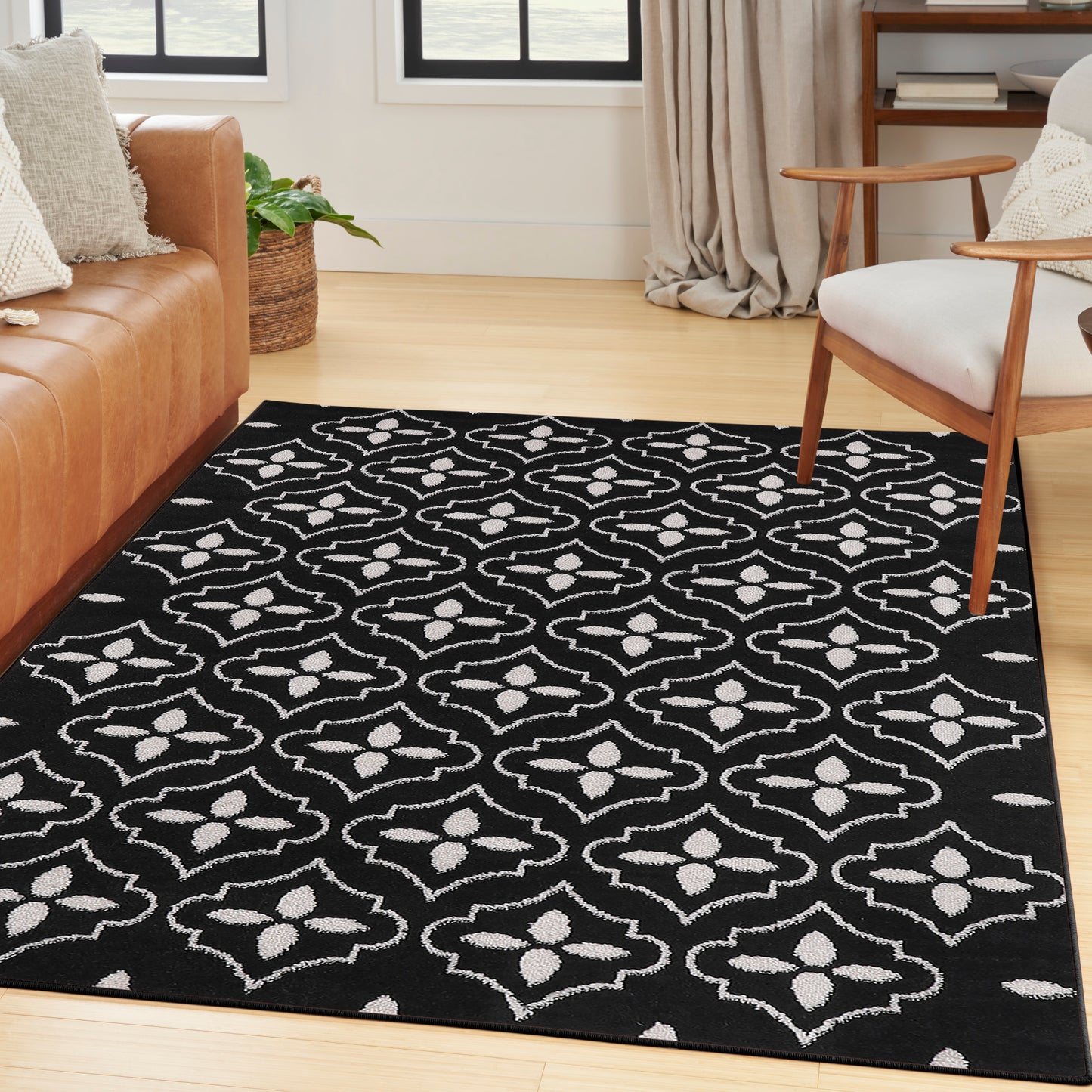 Nourison Nourison Essentials 4' x 6' Black Ivory Modern Rug