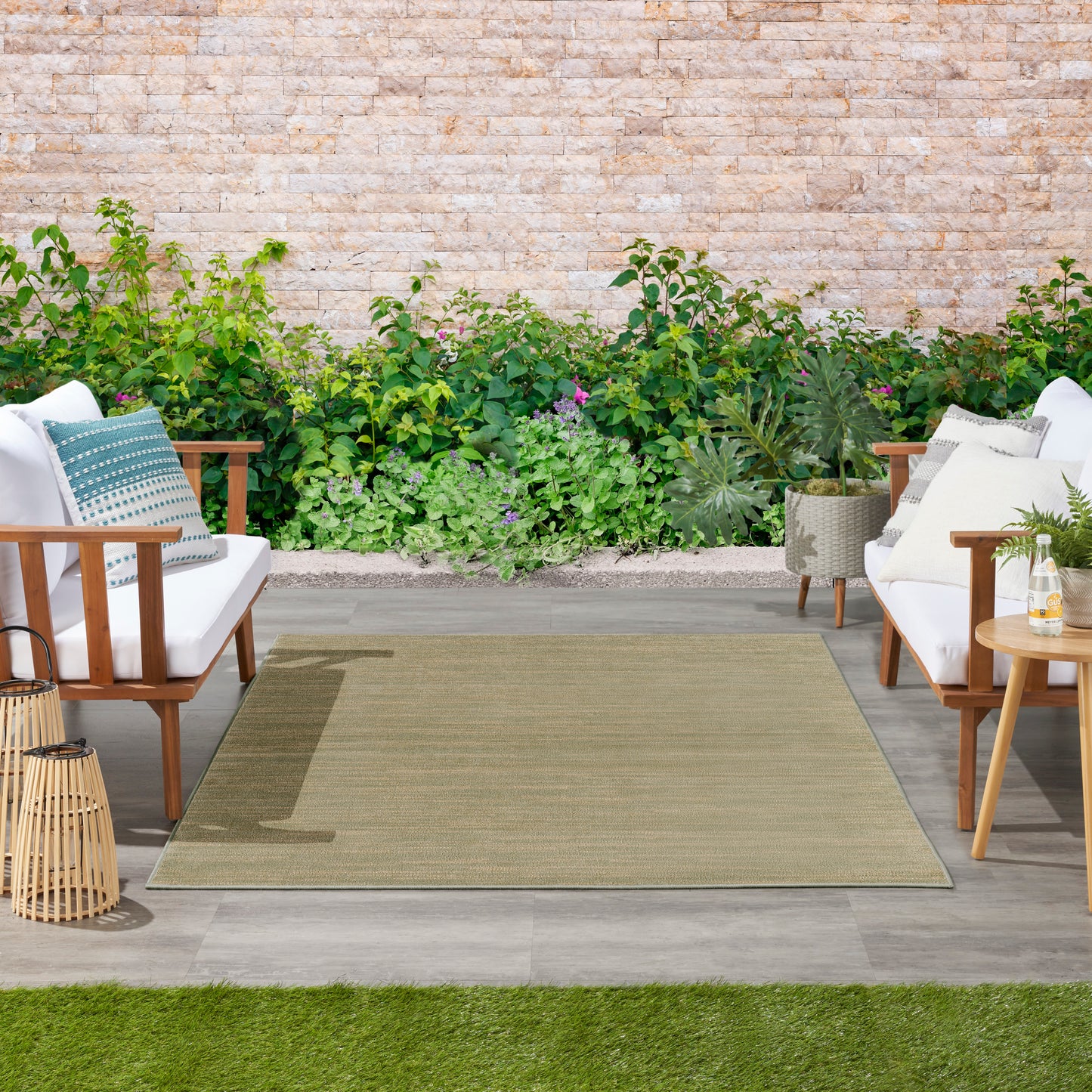 Nourison Nourison Essentials 5' x 7' Green Gold Outdoor Rug