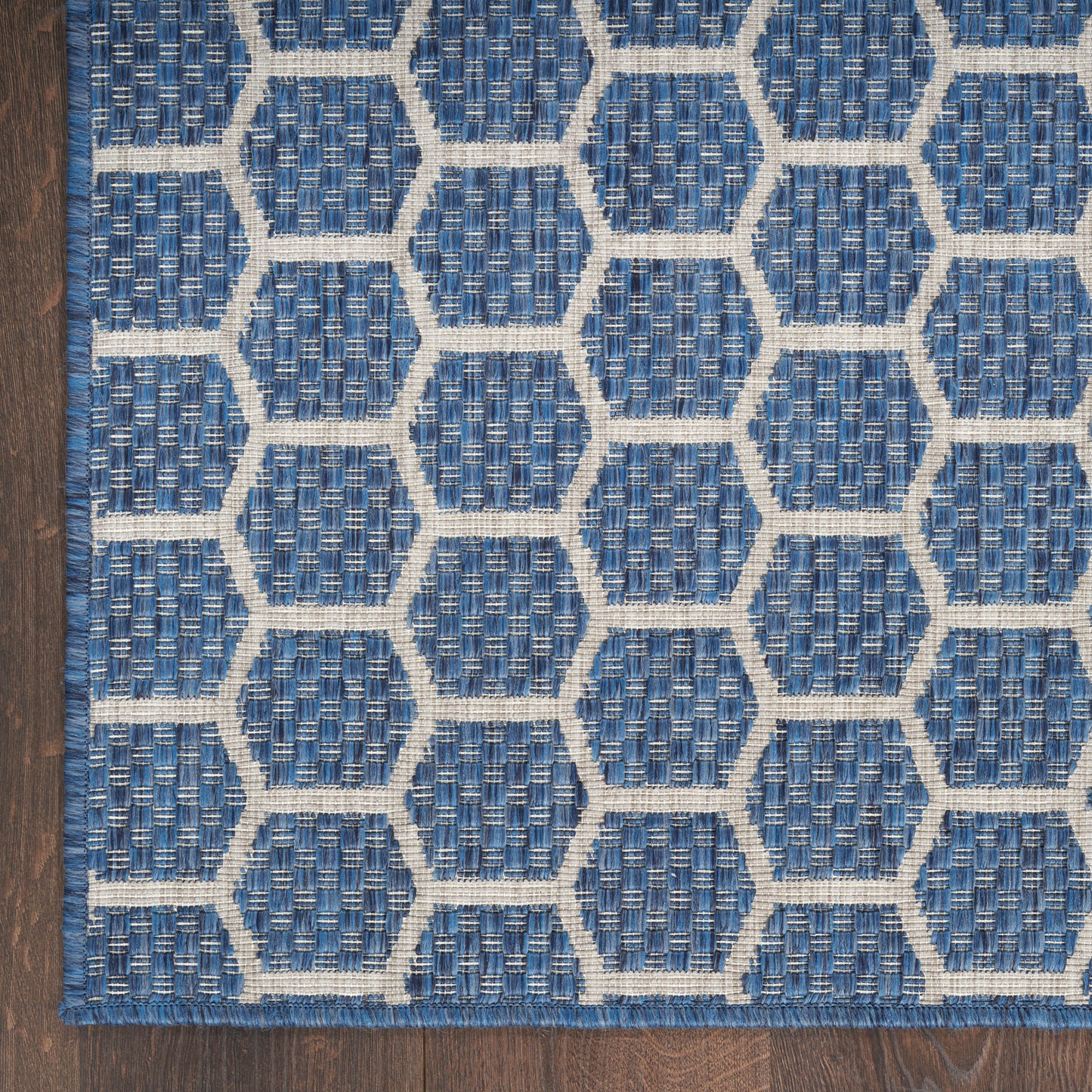 Nourison Twist Reversible 5' x 7' Blue Modern Rug