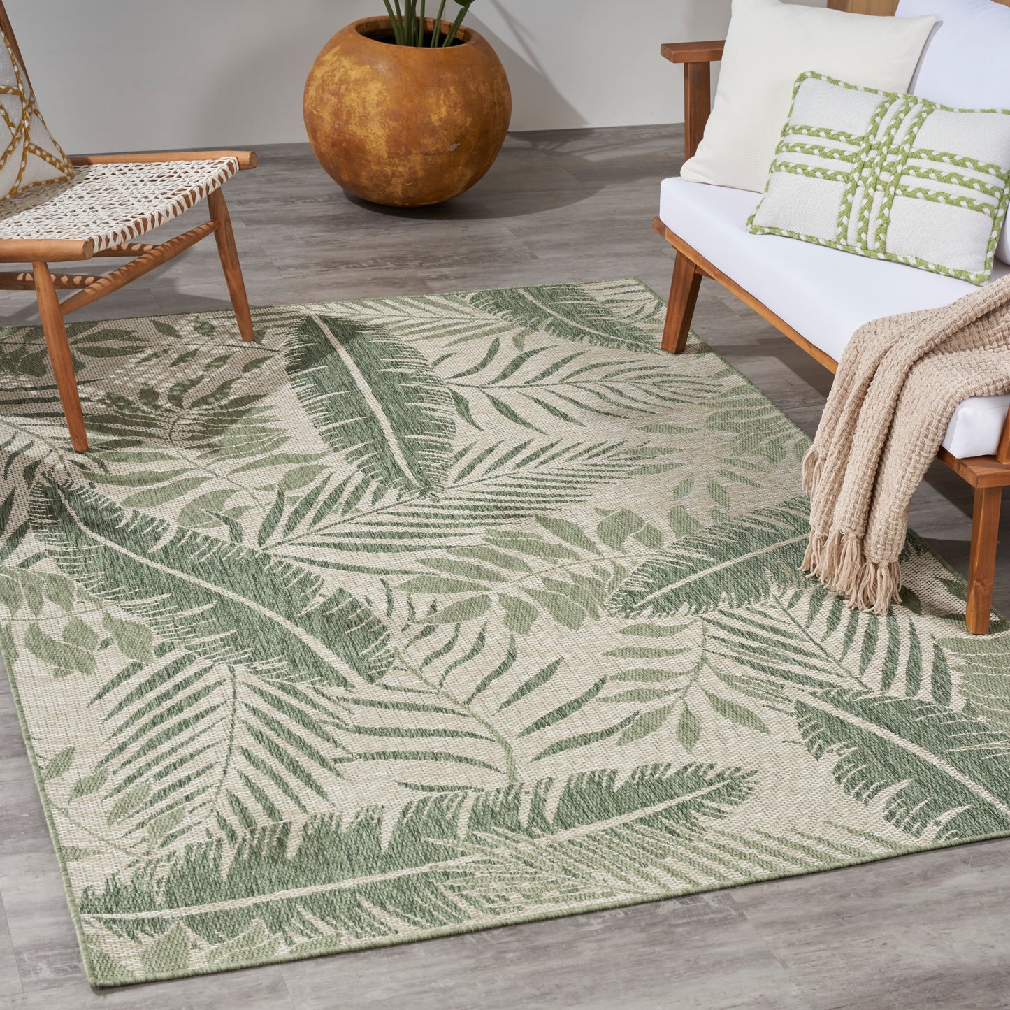 Nourison Garden Oasis 4' x 6' Ivory Green Outdoor Rug