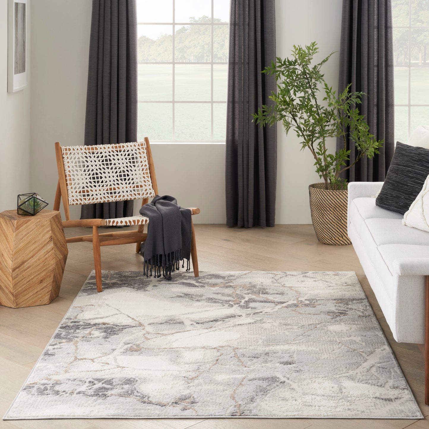 Nourison Elation 5'3" x 7'3" Ivory Grey Modern Indoor Rug