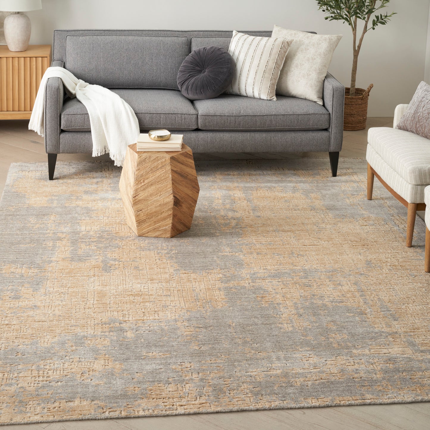 Nourison Harmony 9'9" x 13'9" Grey Gold Modern Indoor Rug