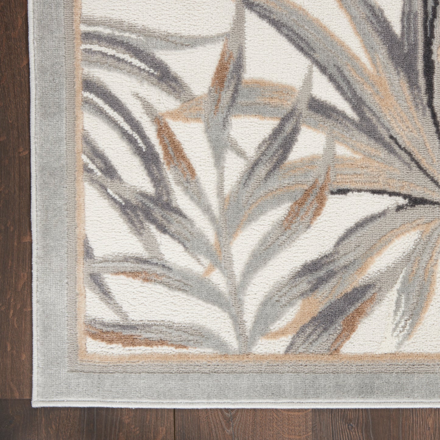 Nourison Seaside 5'3" x 7'3" Ivory Grey Tropical Indoor Rug