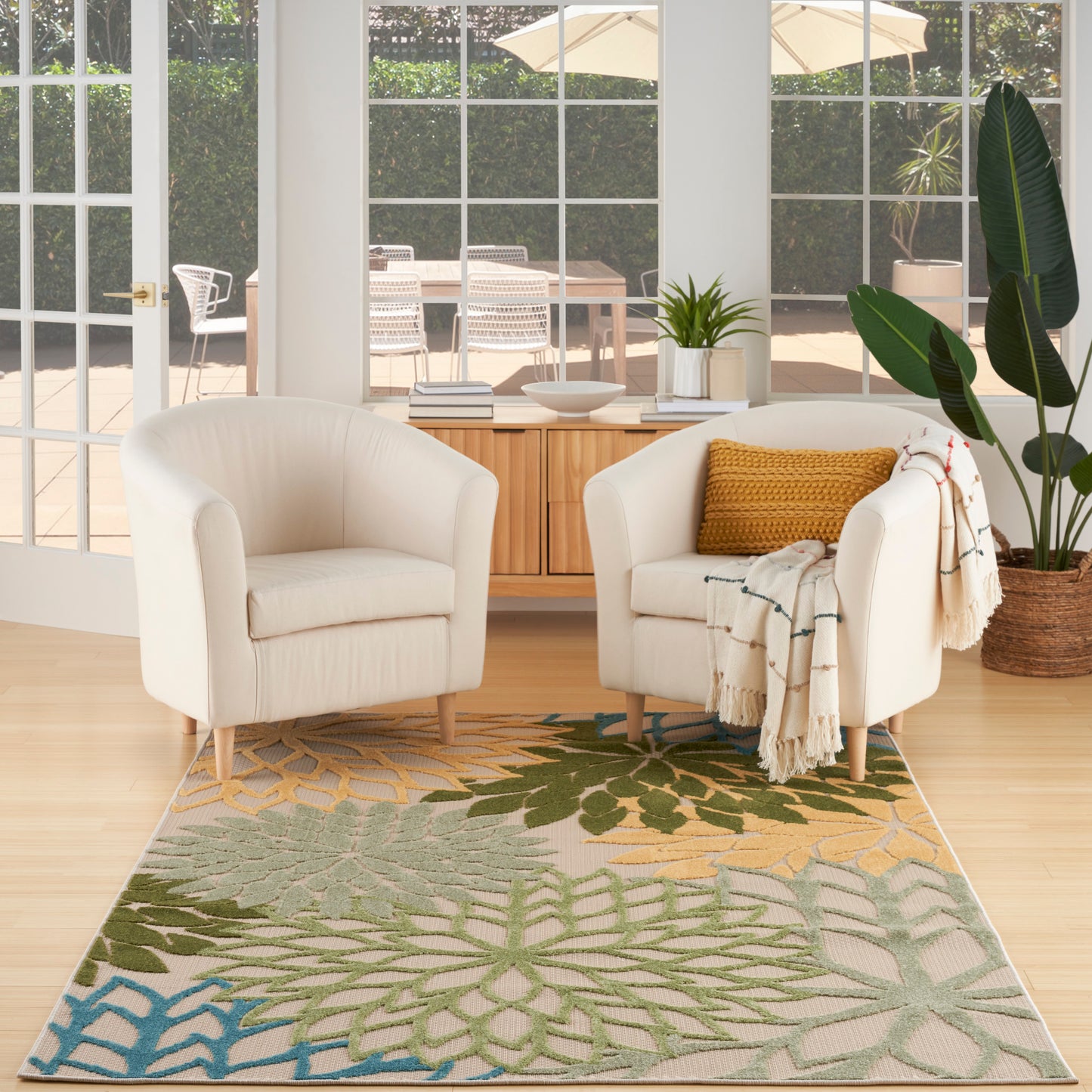 Nourison Aloha 5'3" x 7'5" Green Multicolor Tropical Rug