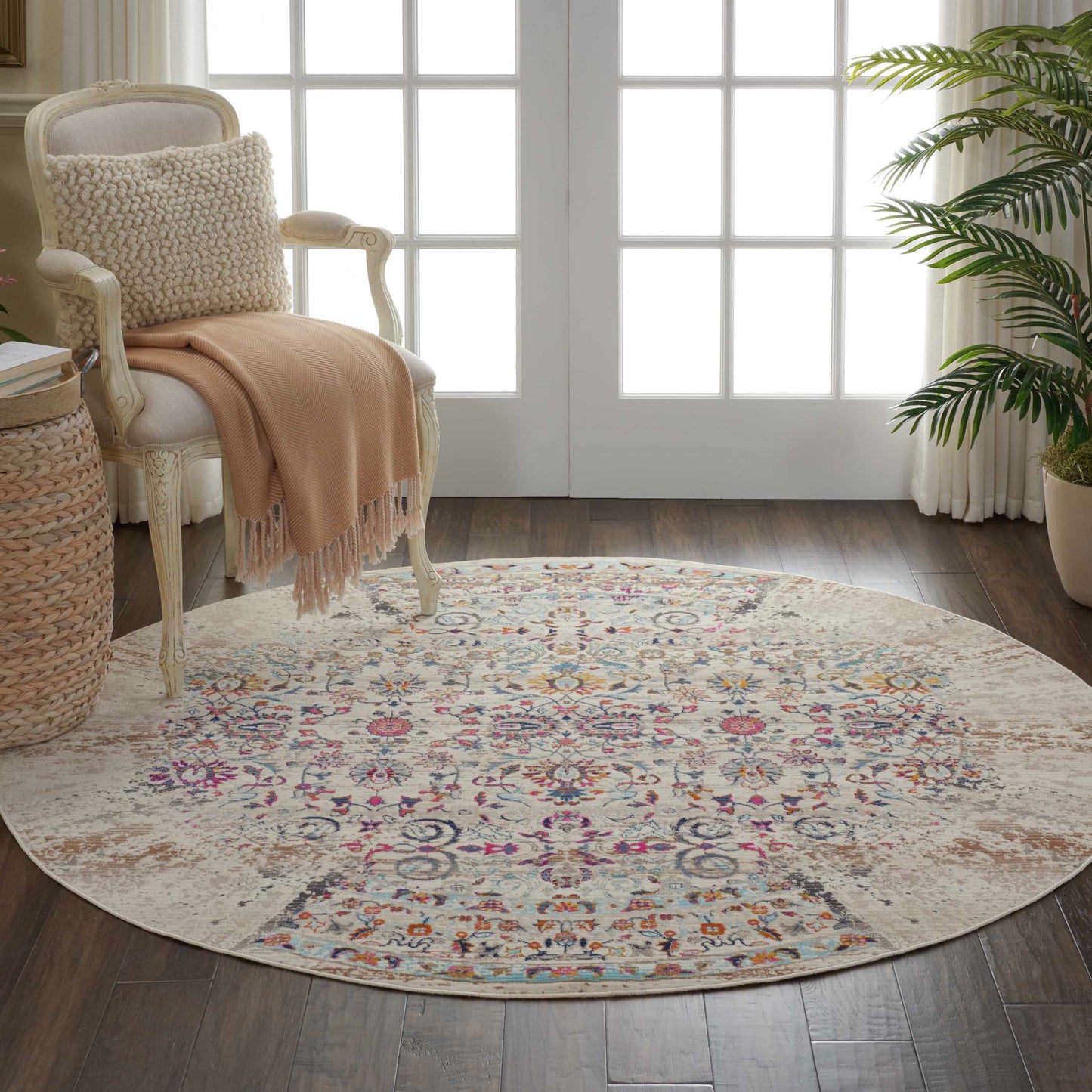 Nourison Vintage Kashan 4' x Round Ivory Vintage Indoor Rug