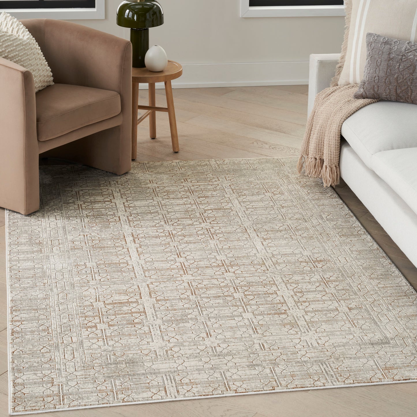 Nourison Desire 5'3" x 7'3" Ivory Beige Modern Indoor Rug