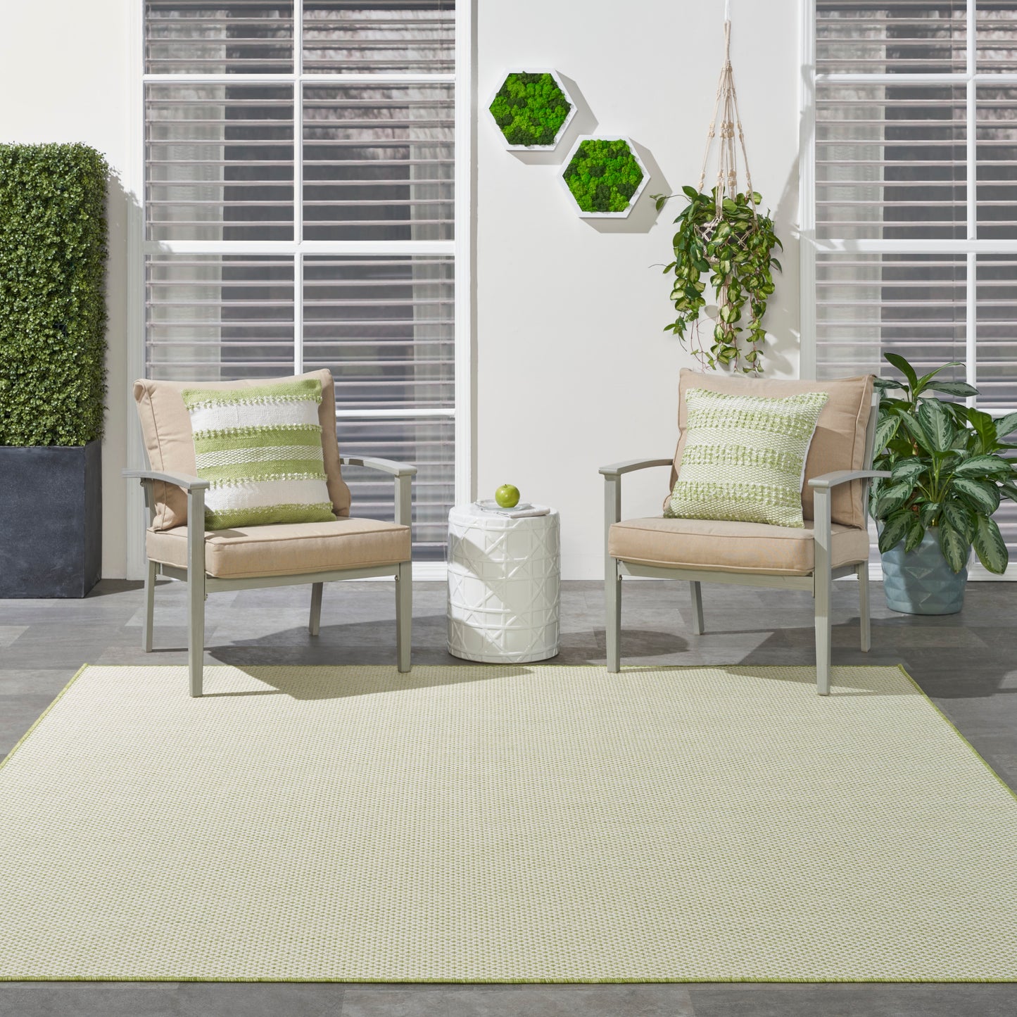 Nourison Courtyard 8' x Square Ivory Green Modern Rug