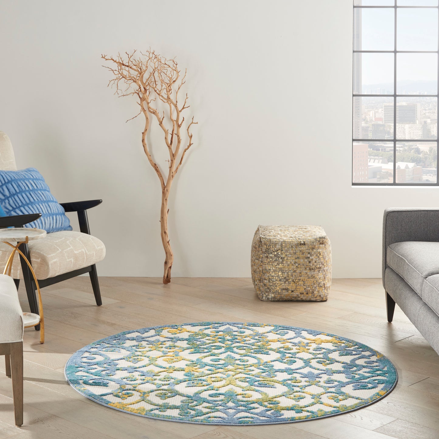 Nourison Aloha 4' x Round Ivory Blue Contemporary Rug