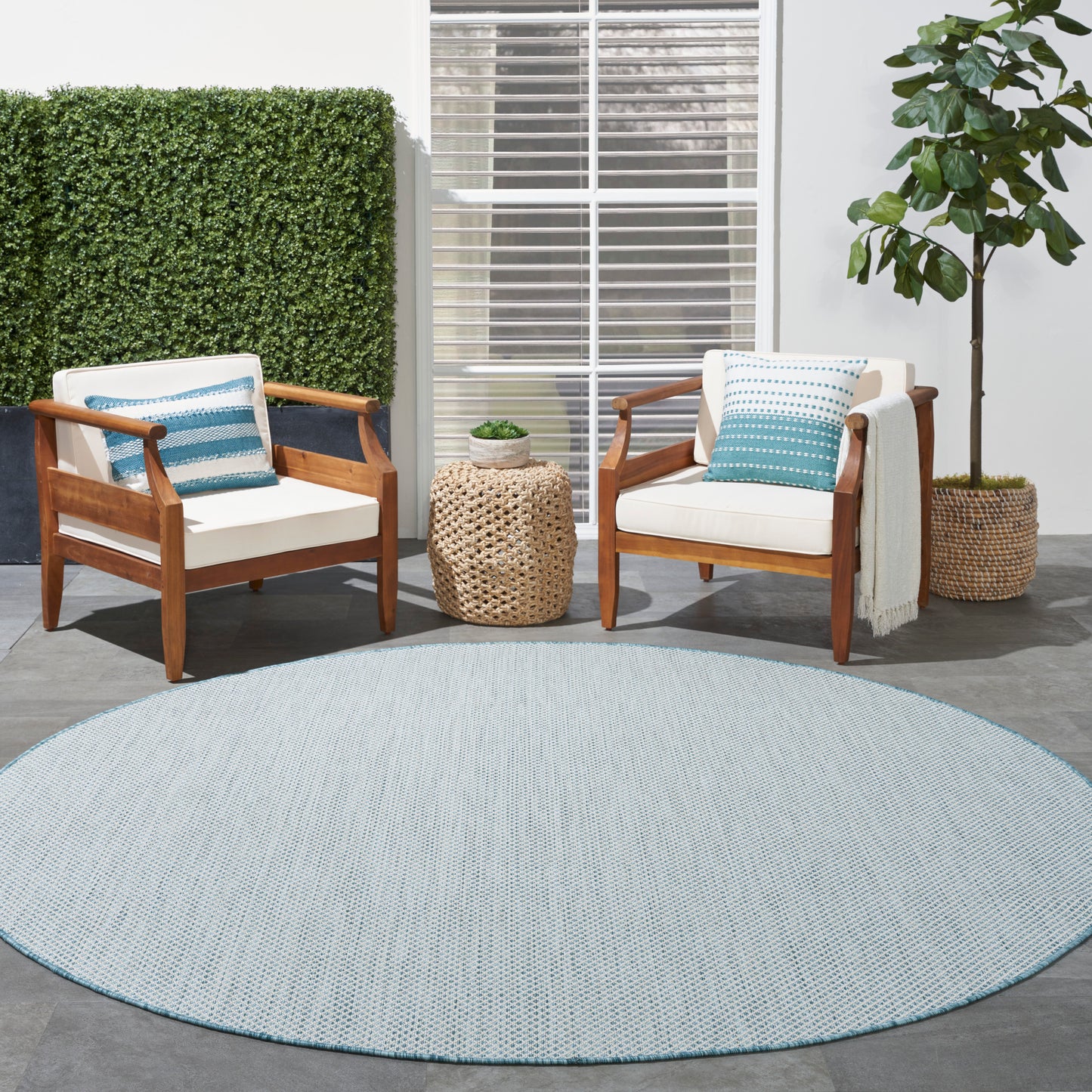 Nourison Courtyard 6' x Round Ivory Aqua Modern Rug