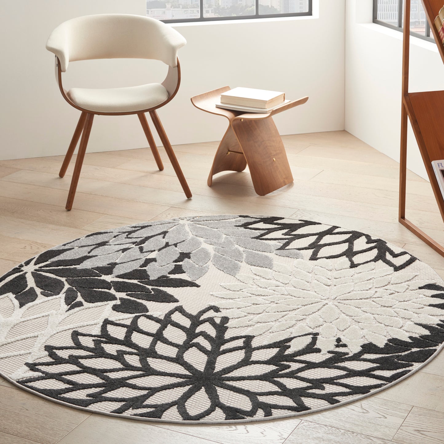 Nourison Aloha 5'3" x Round Black White Tropical Rug