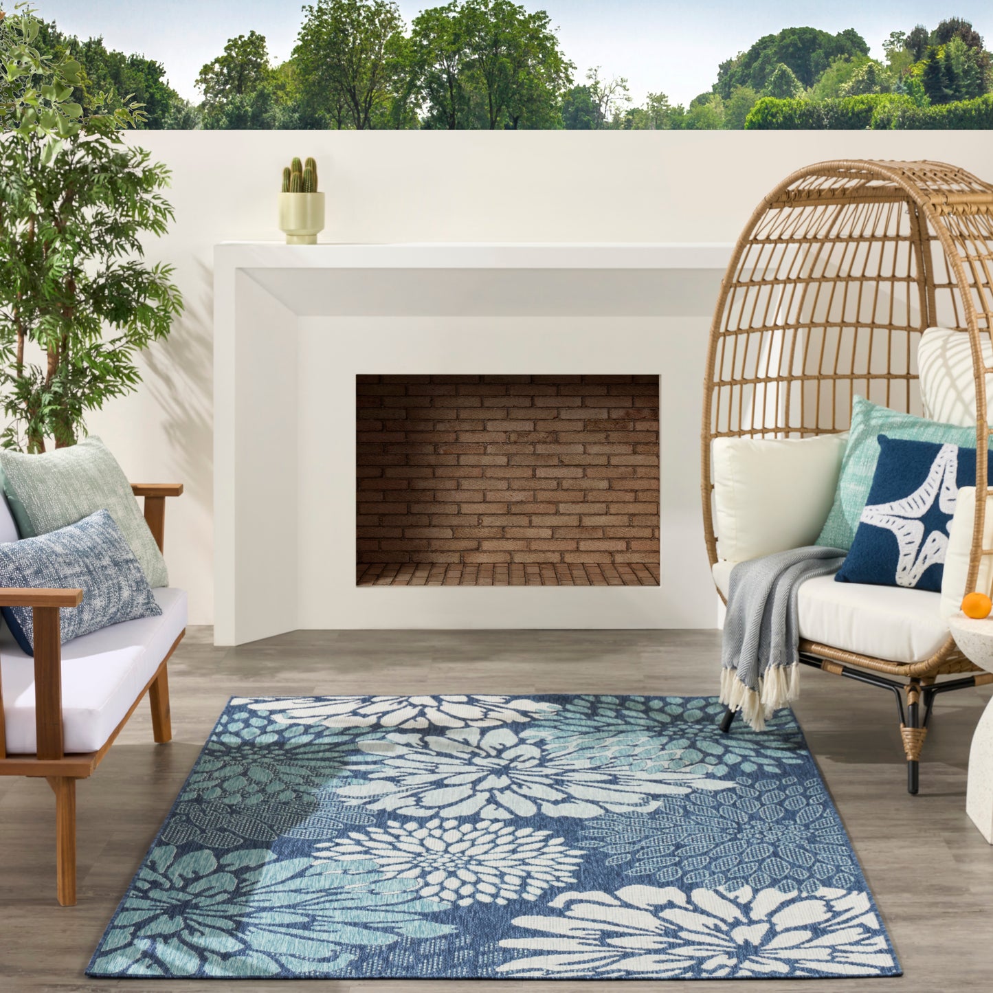 Nourison Garden Oasis 5' x 7' Navy Tropical Rug