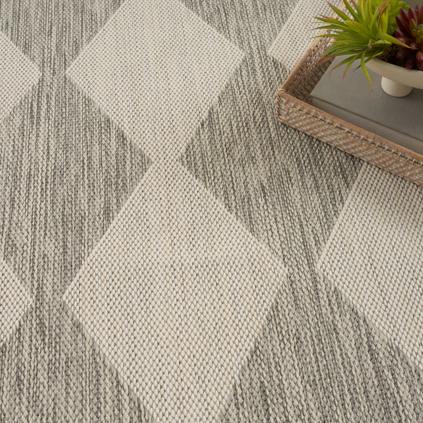 Nourison Positano 9' x 12' Light Grey Modern Rug