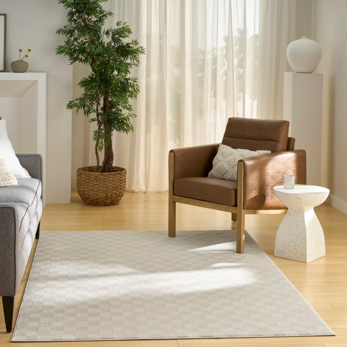 Nourison Serenity Home 6' x 9' Ivory Modern Indoor Rug