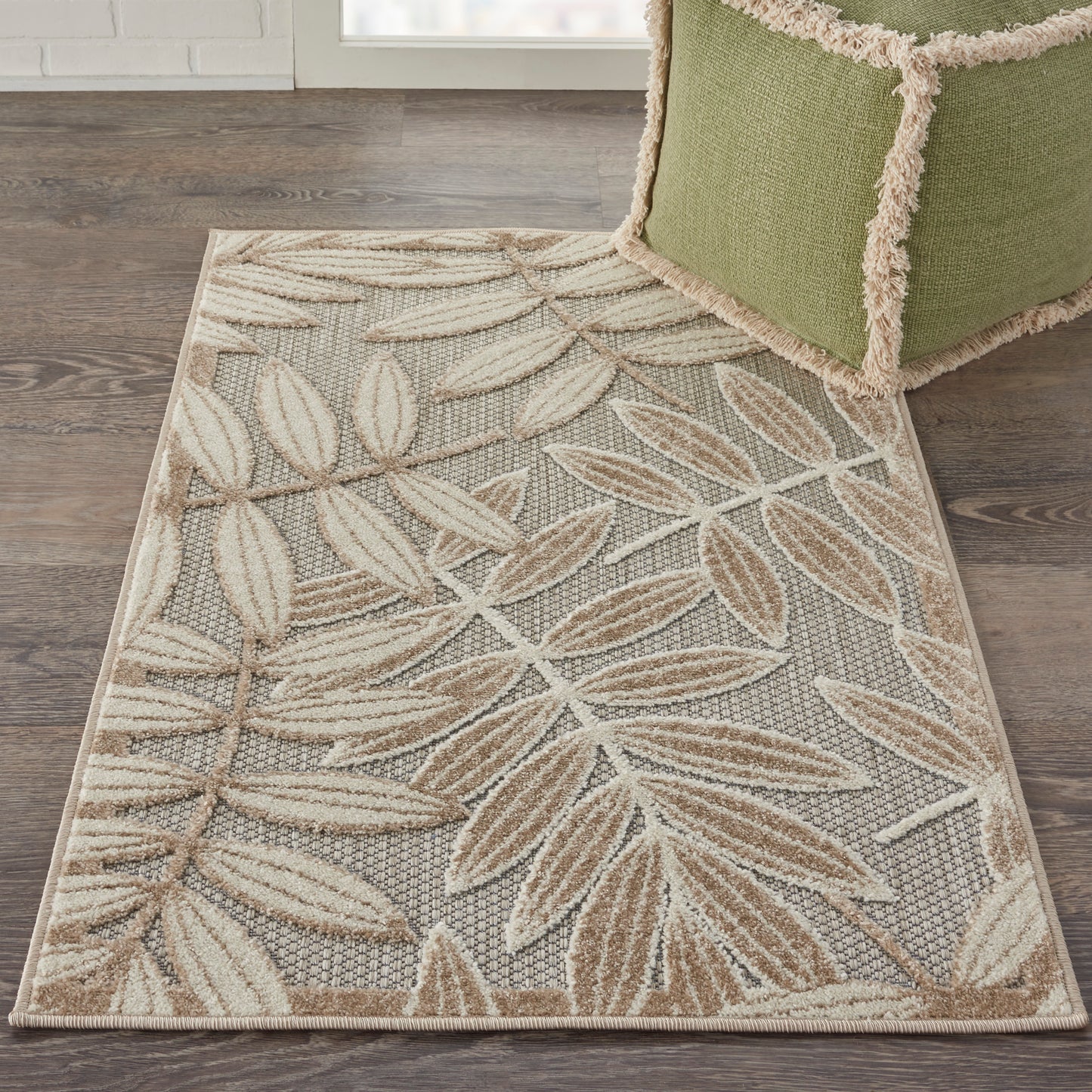 Nourison Aloha 2'8" x 4' Natural Tropical Rug