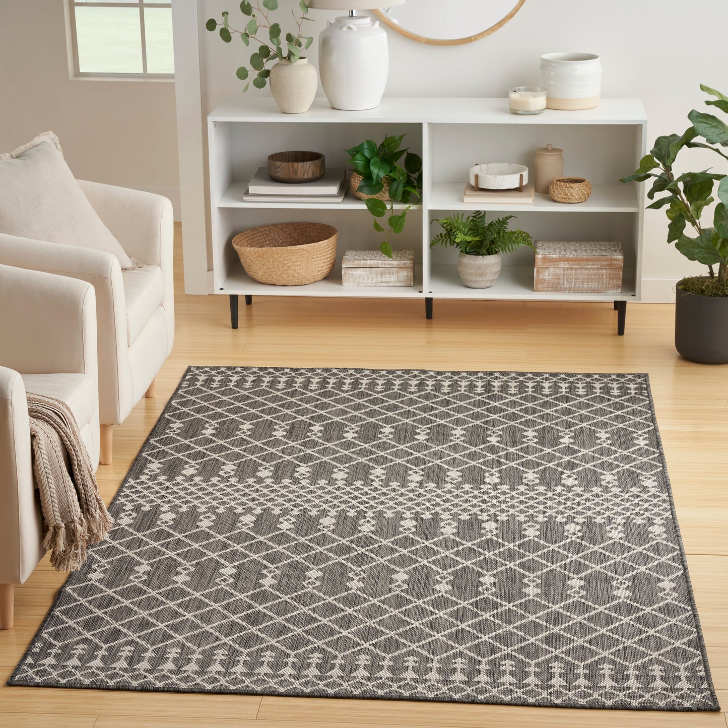 Nourison Positano 4' x 6' Charcoal Modern Rug