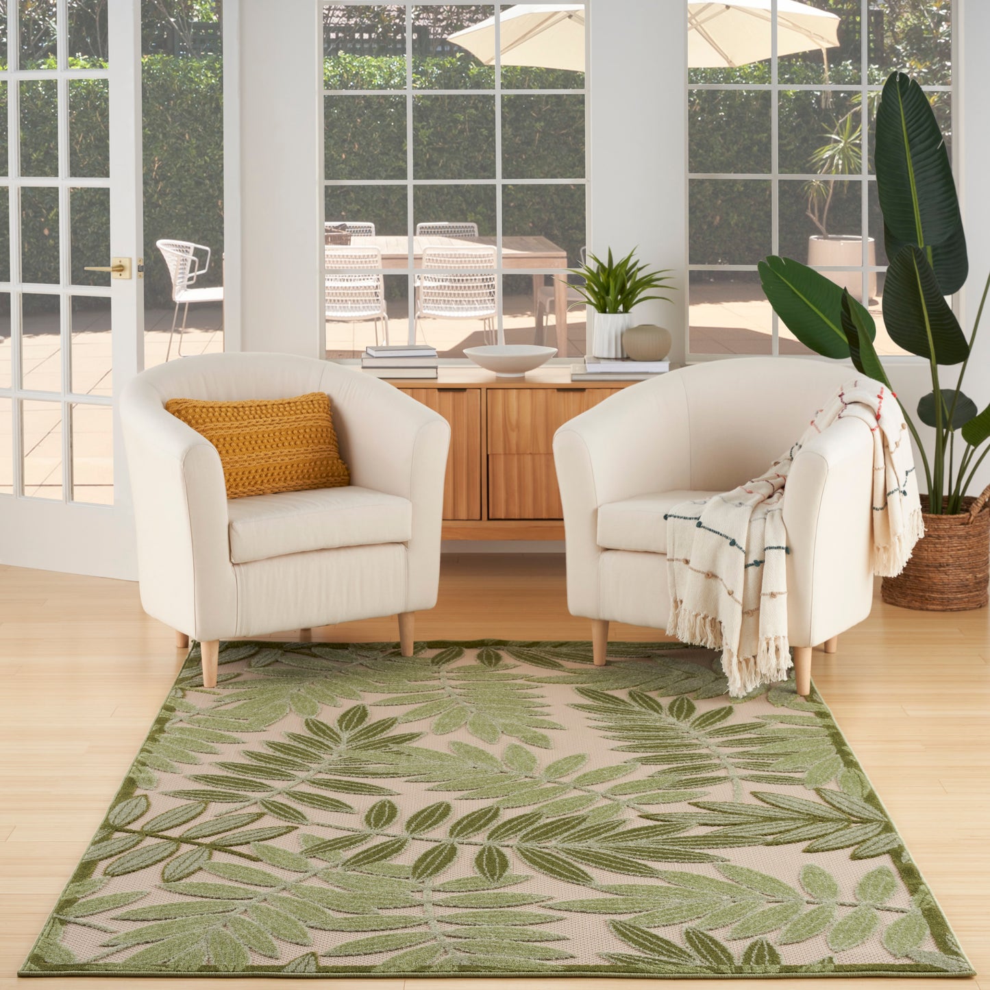 Nourison Aloha 5'3" x 7'5" Ivory Green Outdoor Rug