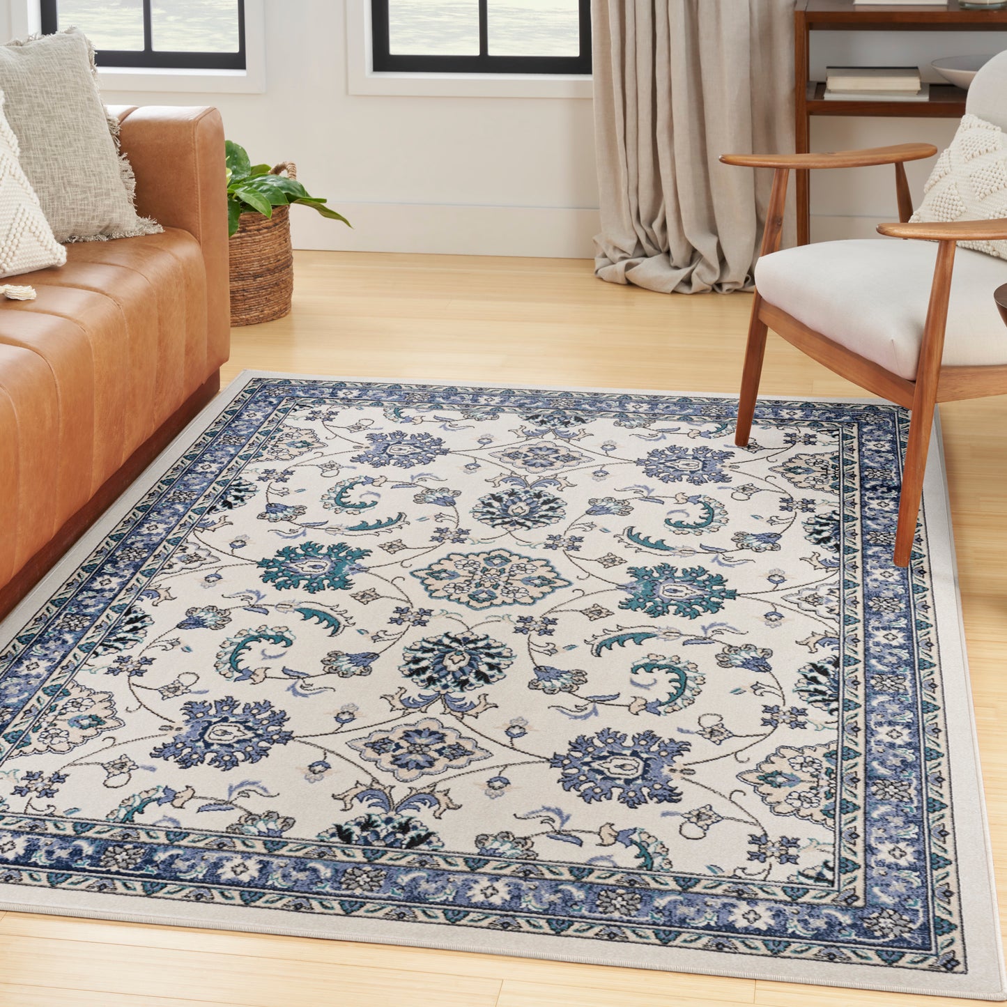 Nourison Nourison Essentials 4' x 6' Ivory Blue Vintage Rug