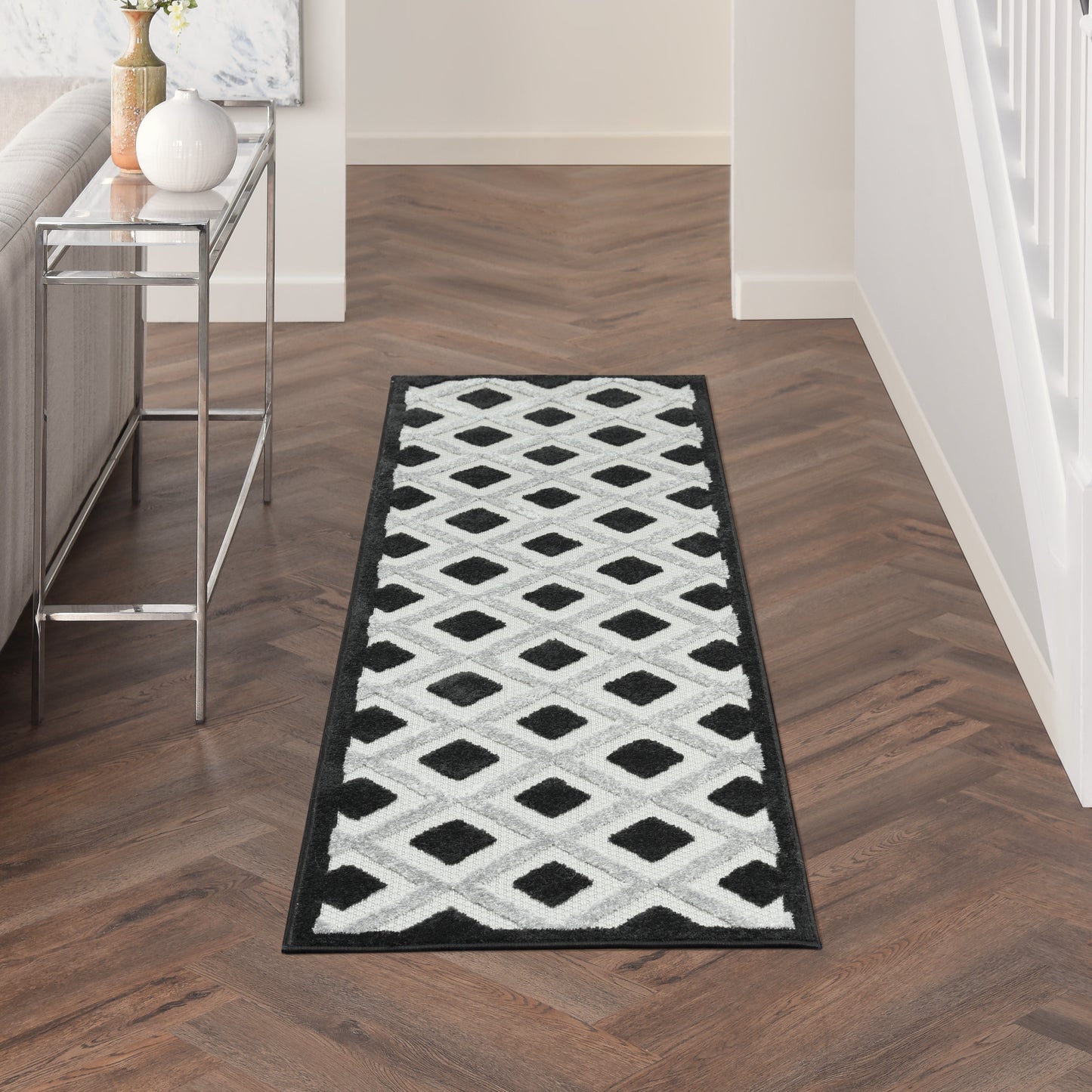 Nourison Aloha 2'3" x 8' Black White Modern Rug