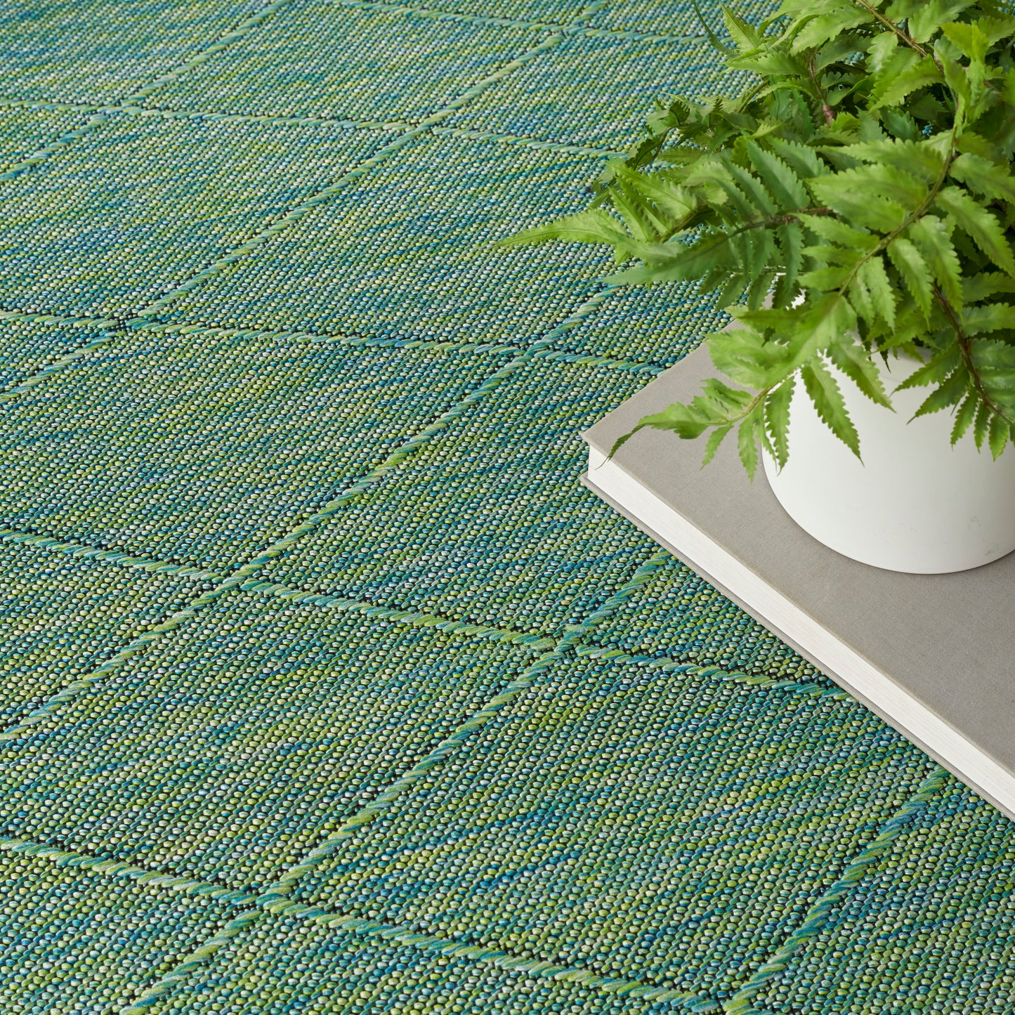 Nourison Washable Solutions 5' x 7' Blue/Green Modern Rug