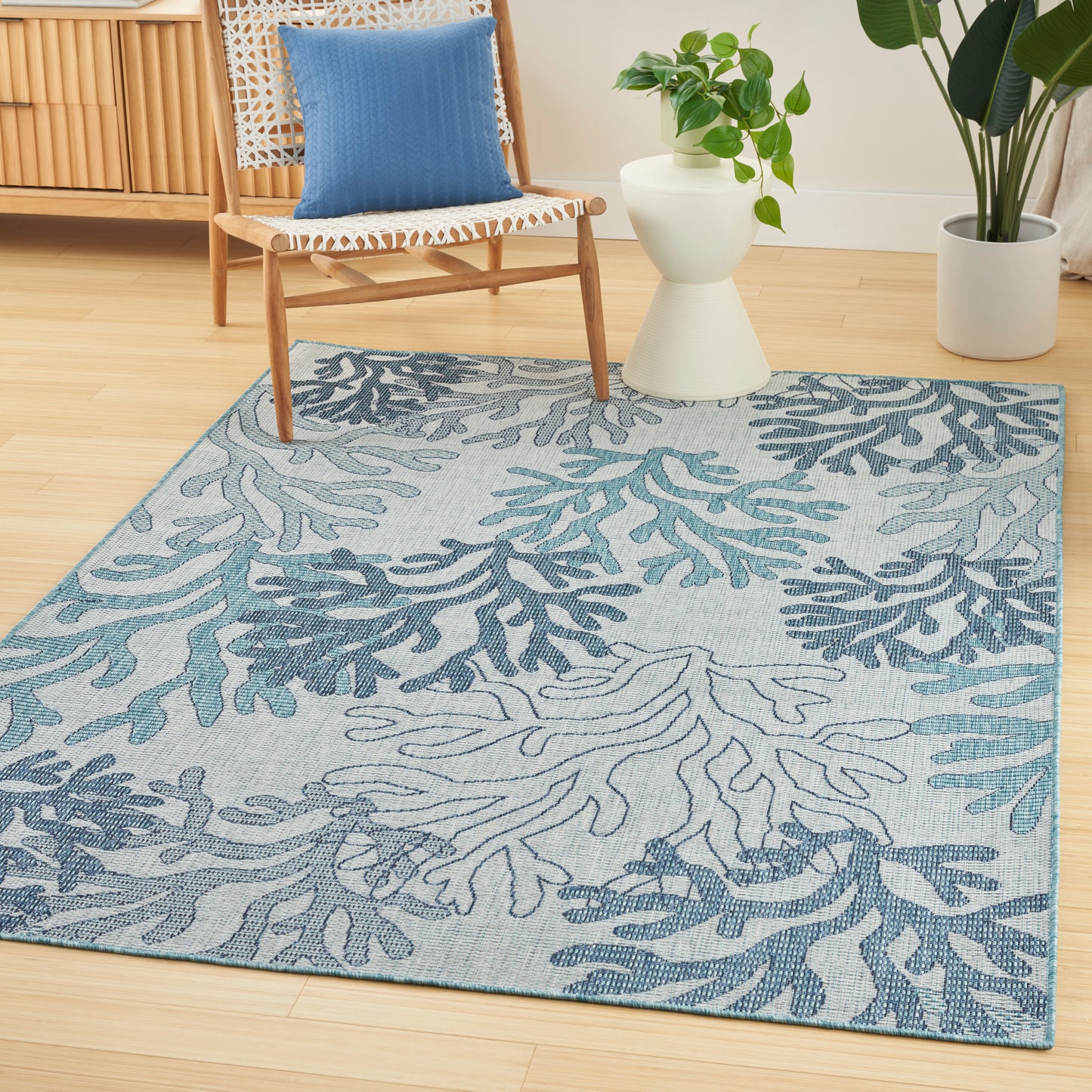 Nourison Garden Oasis 5' x 7' Blue Coastal, Nautical & Beach Rug