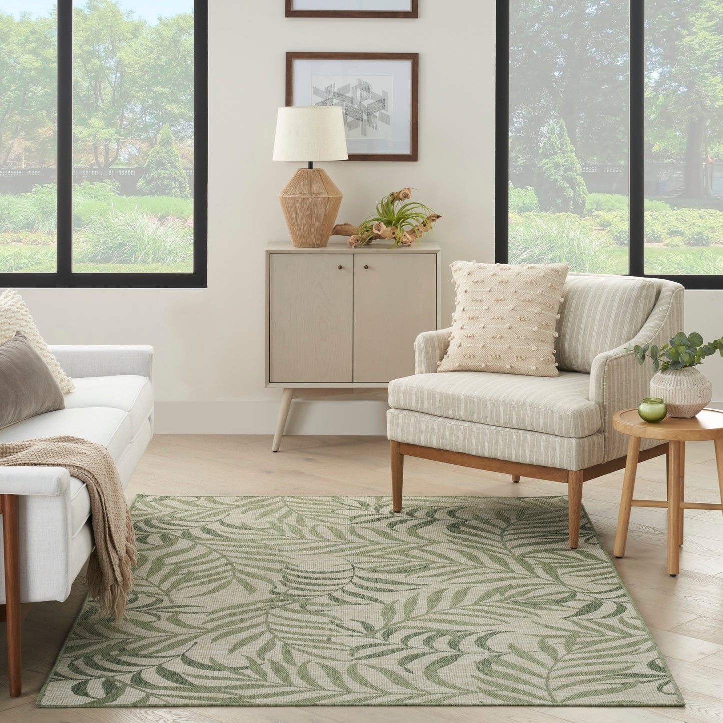 Nourison Garden Oasis 5' x 7' Ivory Green Outdoor Rug