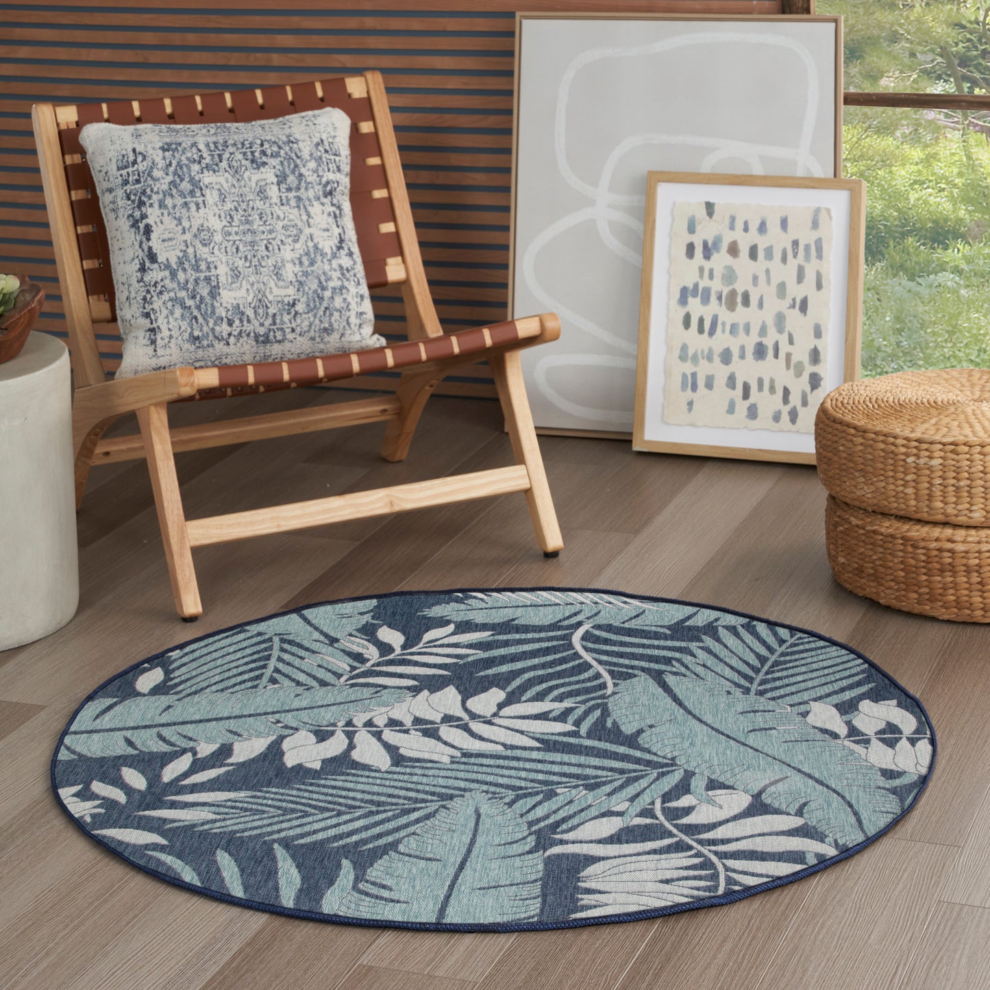 Nourison Garden Oasis 4' x Round Navy Outdoor Rug