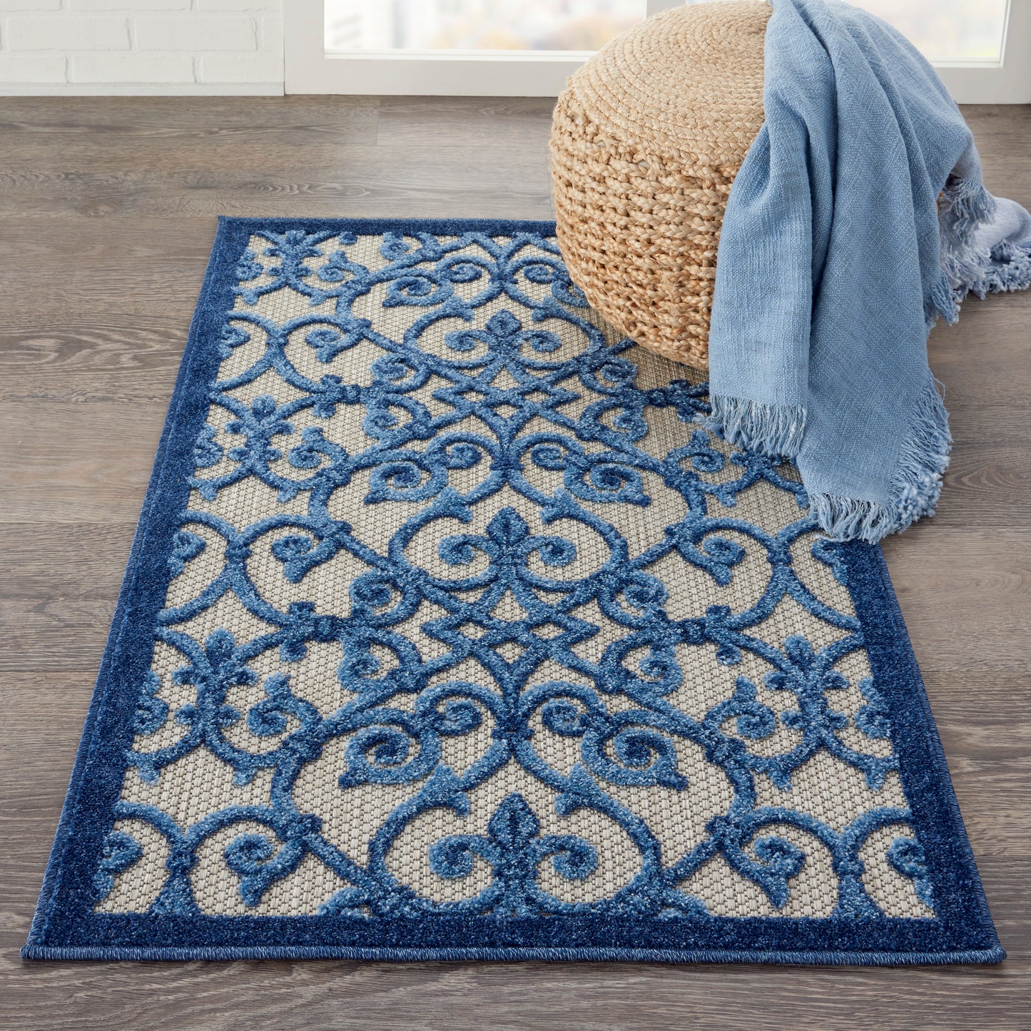 Nourison Aloha 2'8" x 4' Grey Blue Contemporary Rug