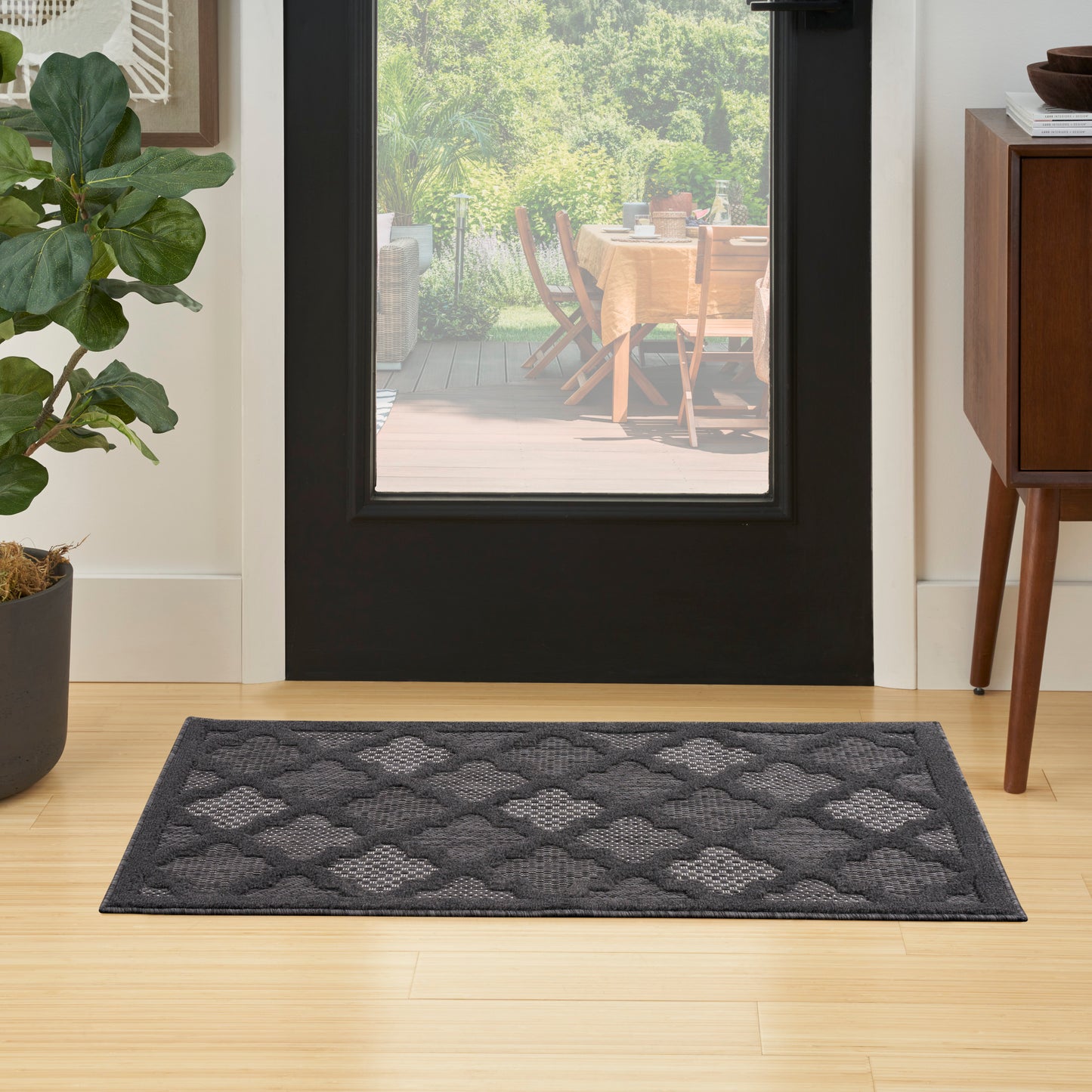 Nourison Easy Care 2' x 4' Charcoal Black Modern Rug