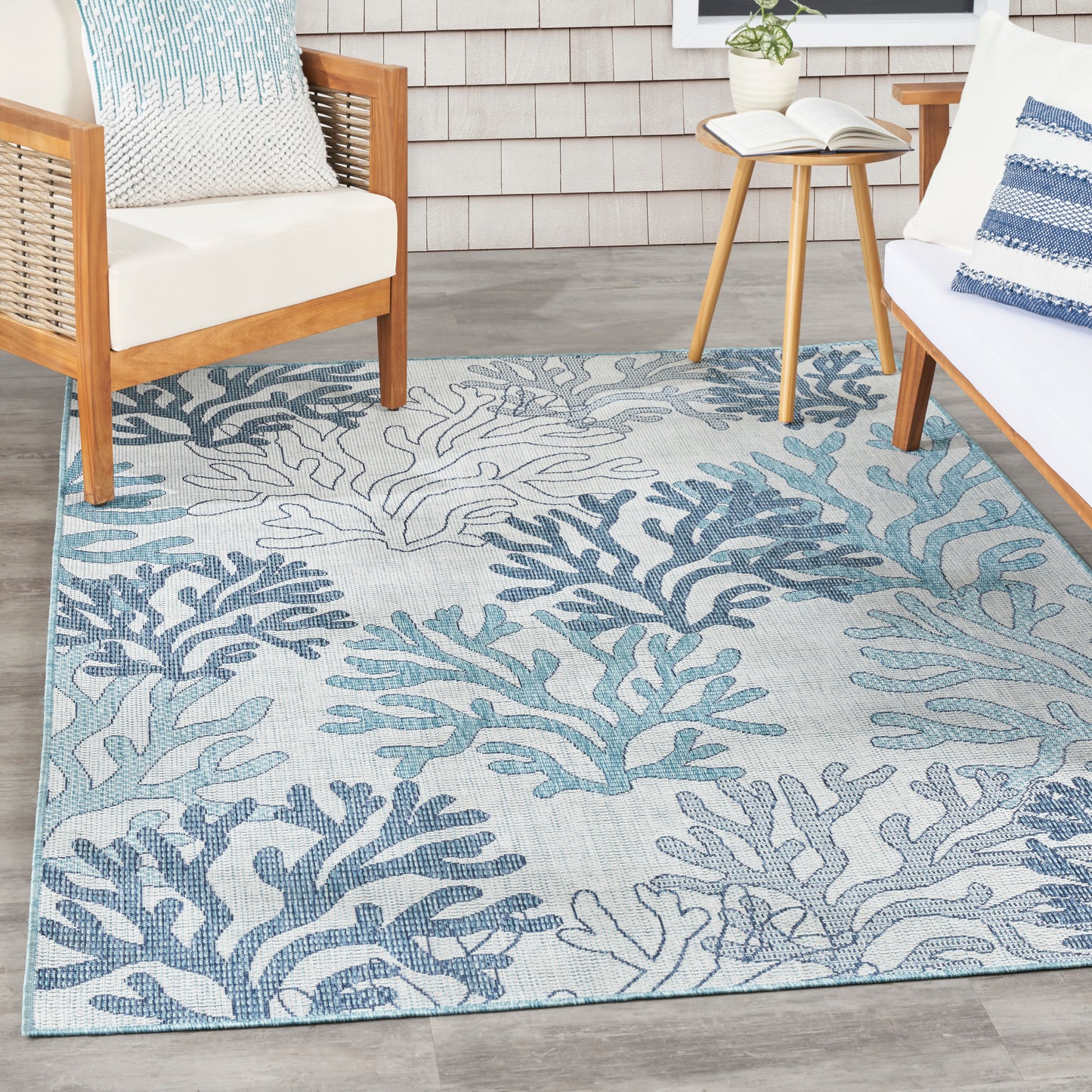 Nourison Garden Oasis 6' x 9' Blue Coastal, Nautical & Beach Rug