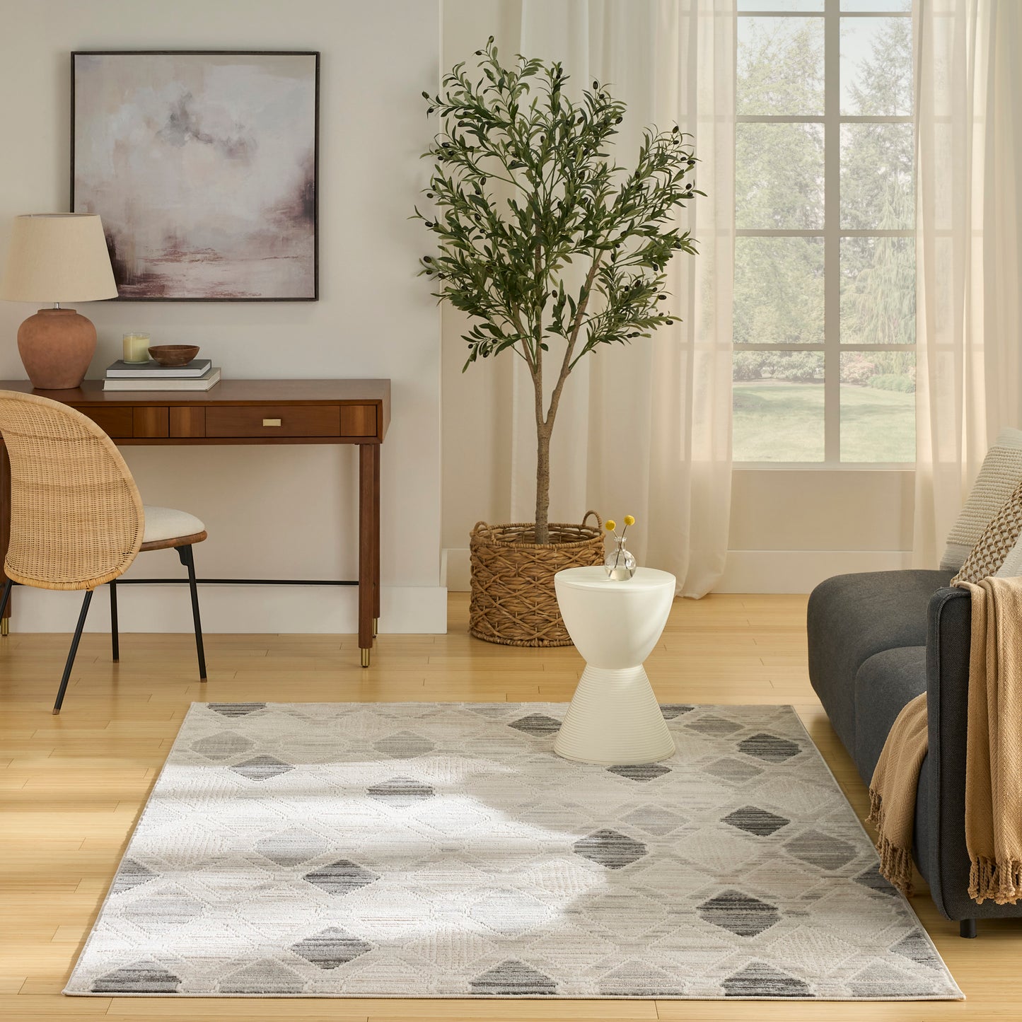 Nourison Serenity Home 3'11" x 5'11" Beige Grey Modern Indoor Rug