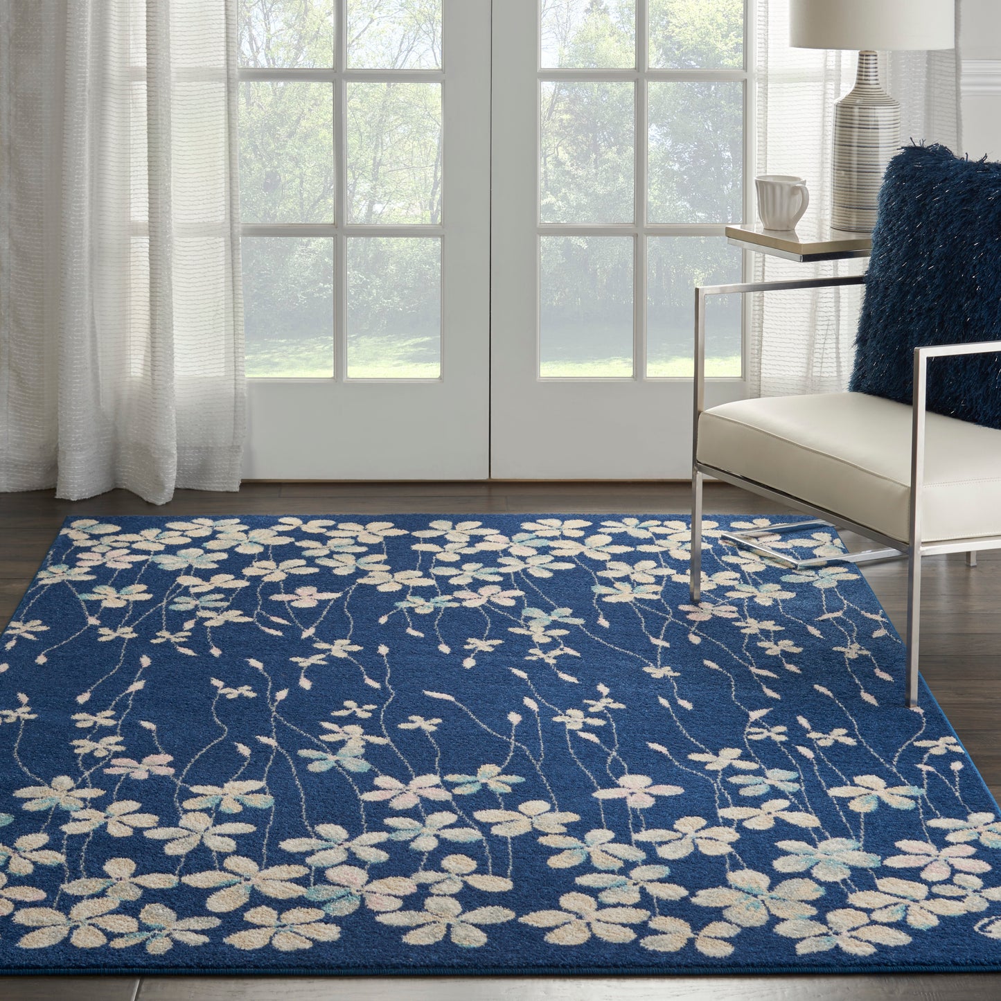 Nourison Tranquil 5'3" x 7'3" Navy Contemporary Indoor Rug