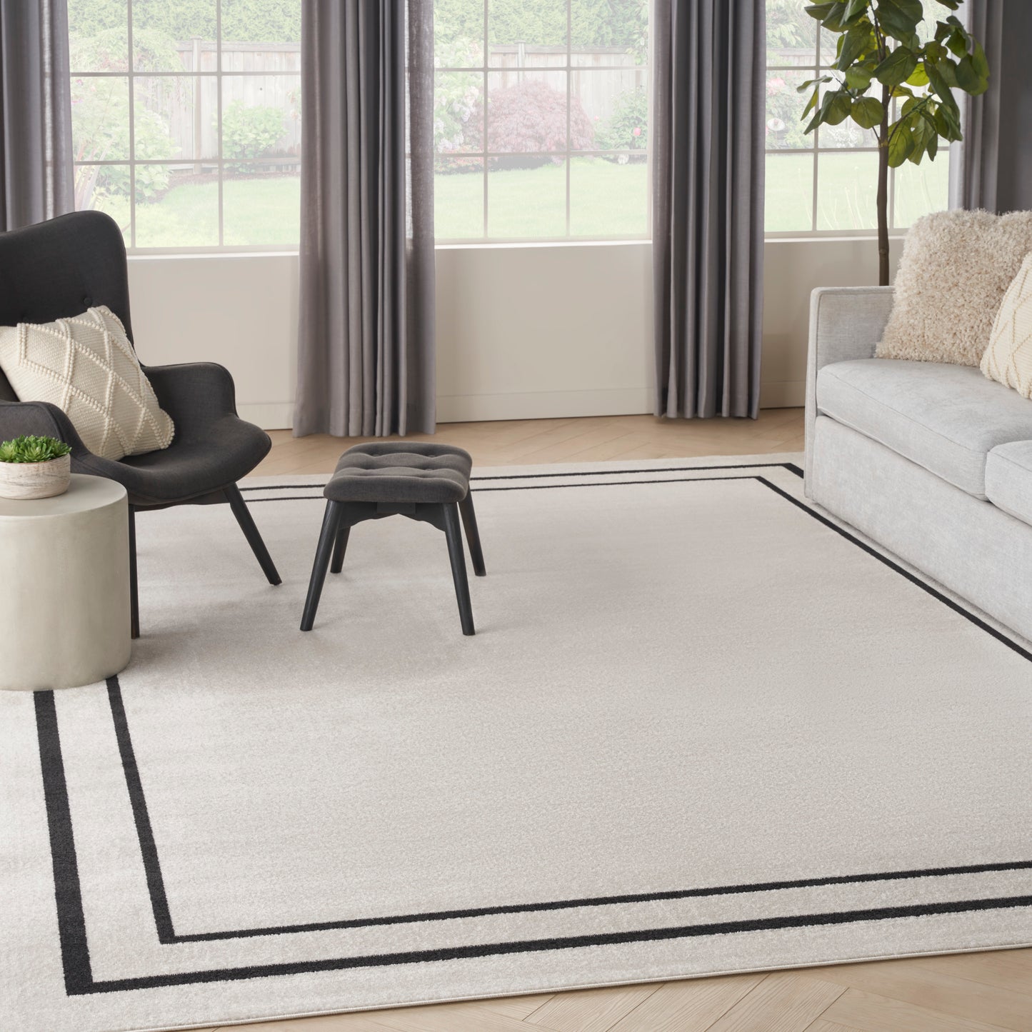 Nourison Nourison Essentials 10' x 14' Ivory/Black Contemporary Rug