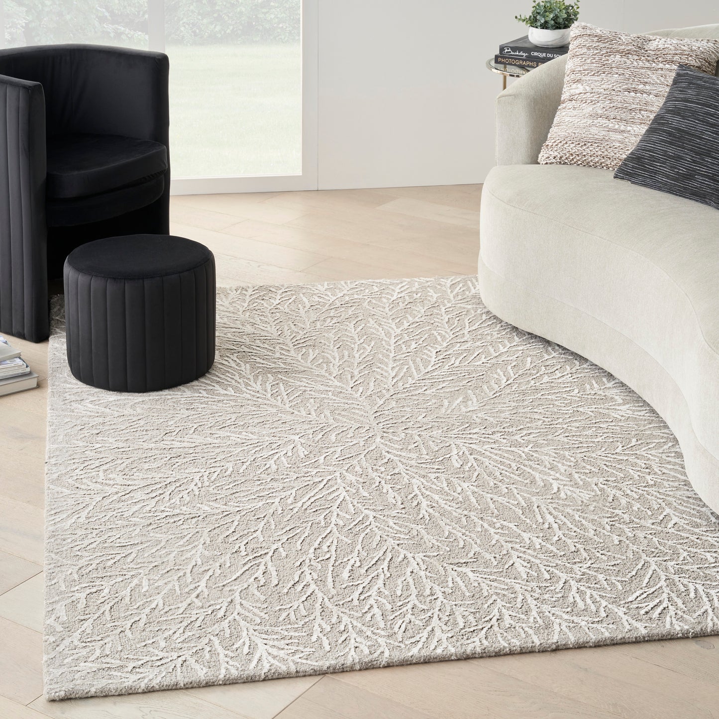 Michael Amini Ma30 Star 5'3" x 7'3" Taupe Modern Indoor Rug