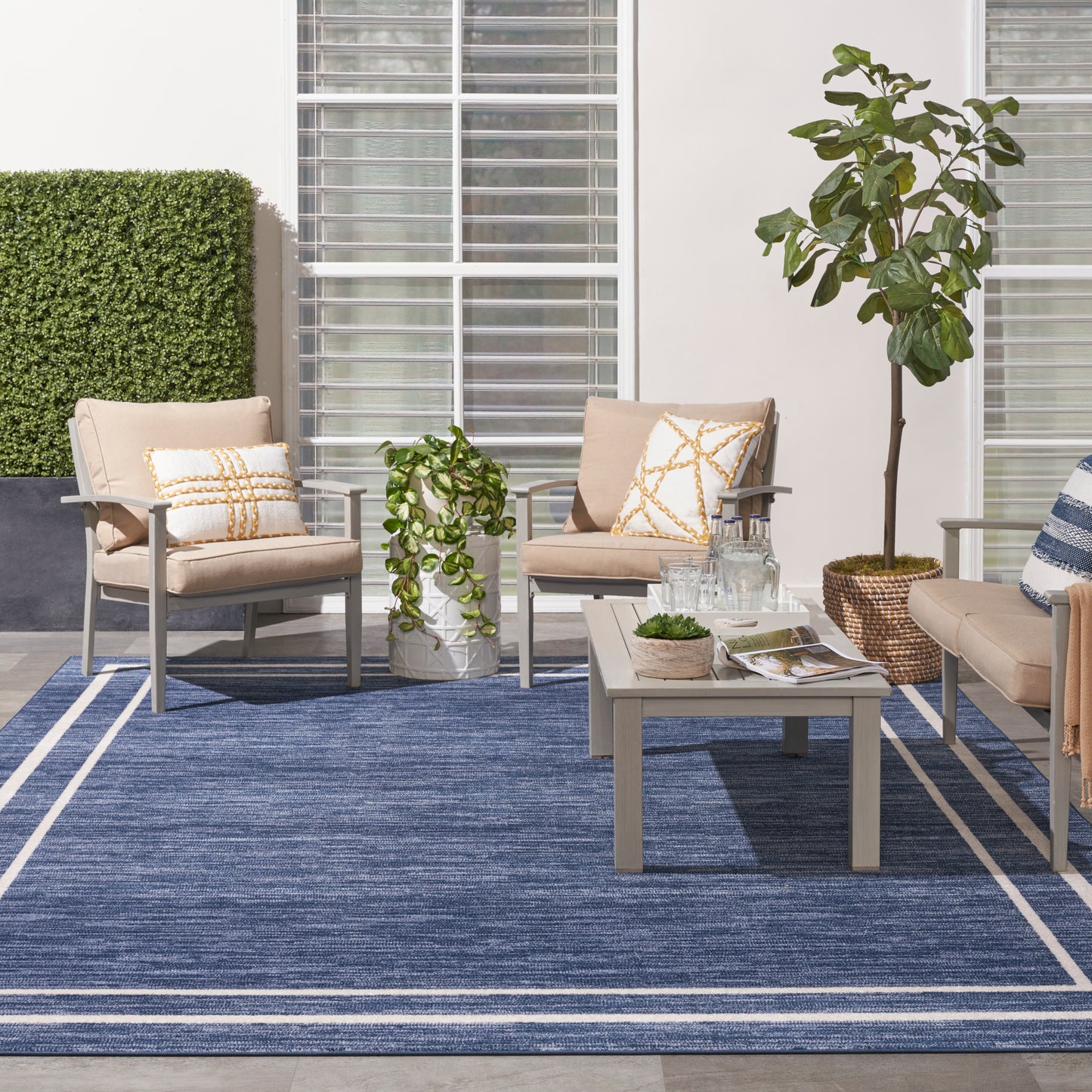 Nourison Nourison Essentials 8' x 10' Navy/Ivory Contemporary Rug