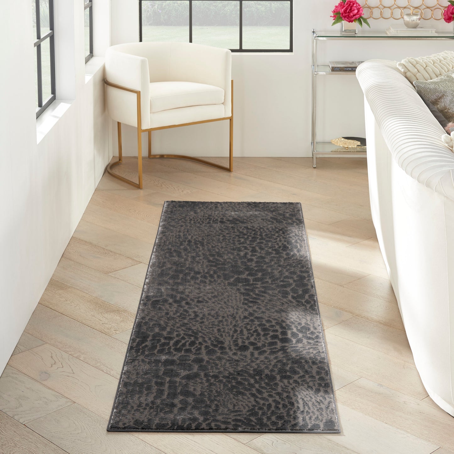 Nourison Desire 2'3" x 7'6" Charcoal Silver Modern Indoor Rug