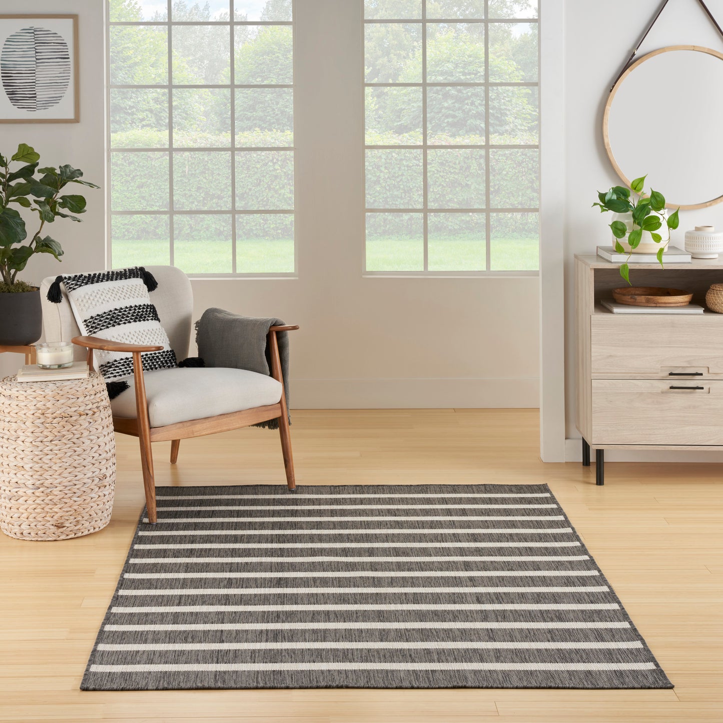 Nourison Positano 5' x 7' Charcoal Ivory Modern Rug