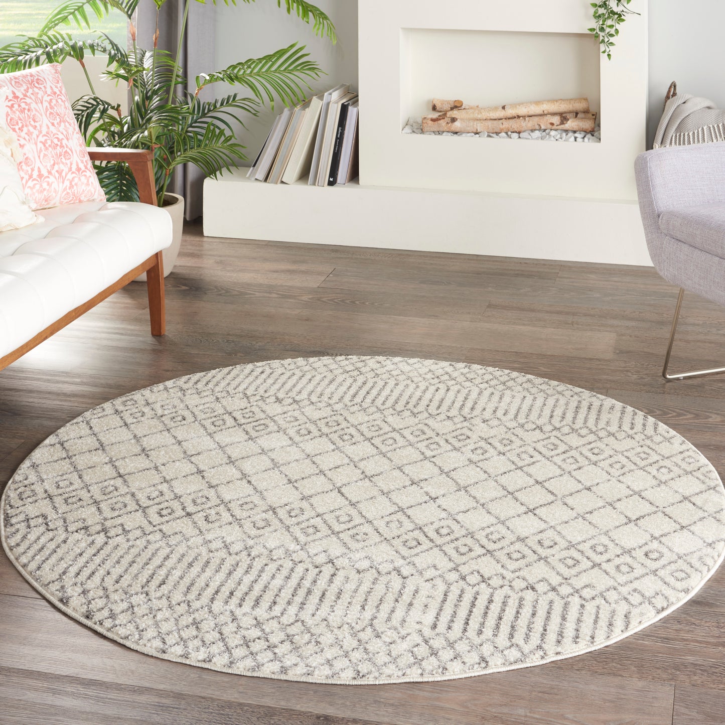 Nourison Passion 5' x Round Ivory/Grey Bohemian Indoor Rug