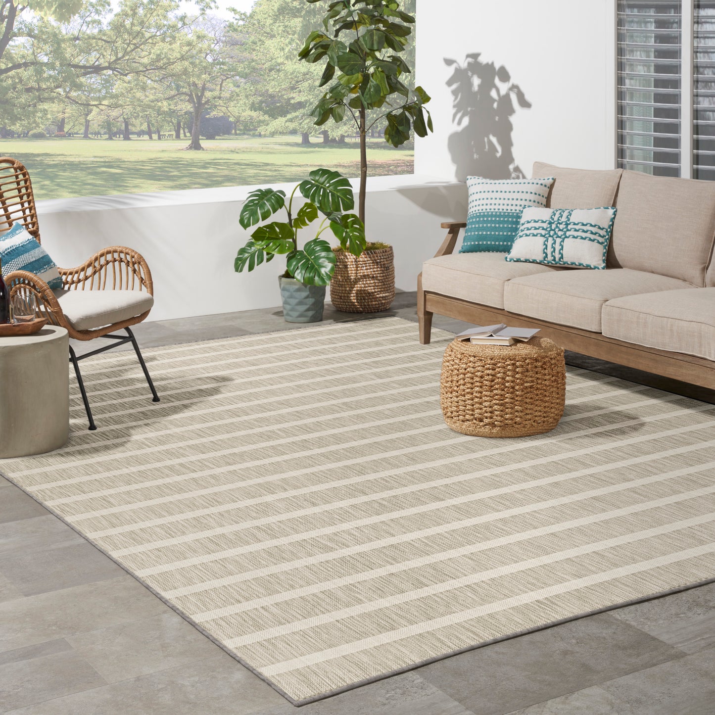 Nourison Positano 8' x 10' Grey Ivory Modern Rug