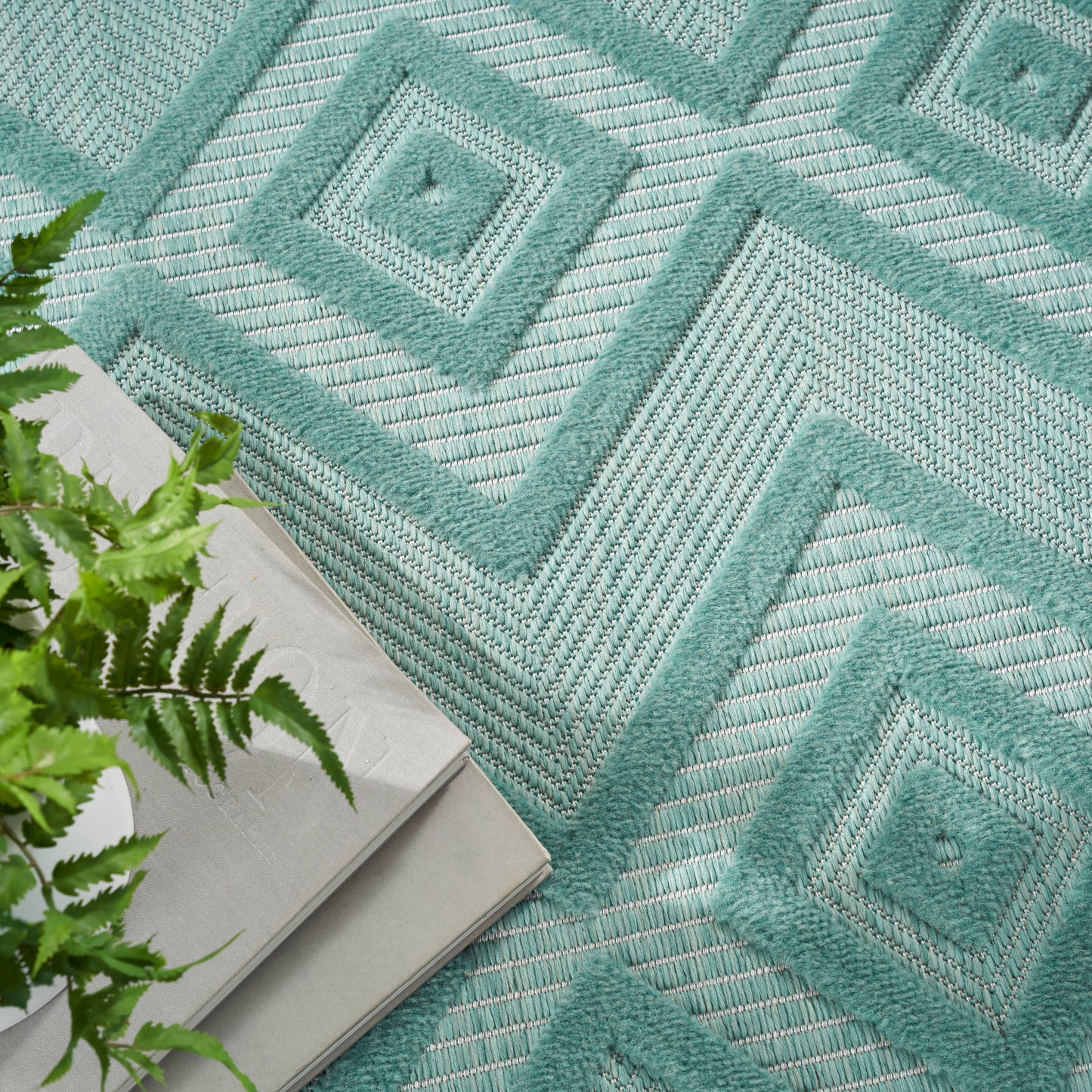 Nourison Versatile 4' x 6' Aqua Teal Modern Rug