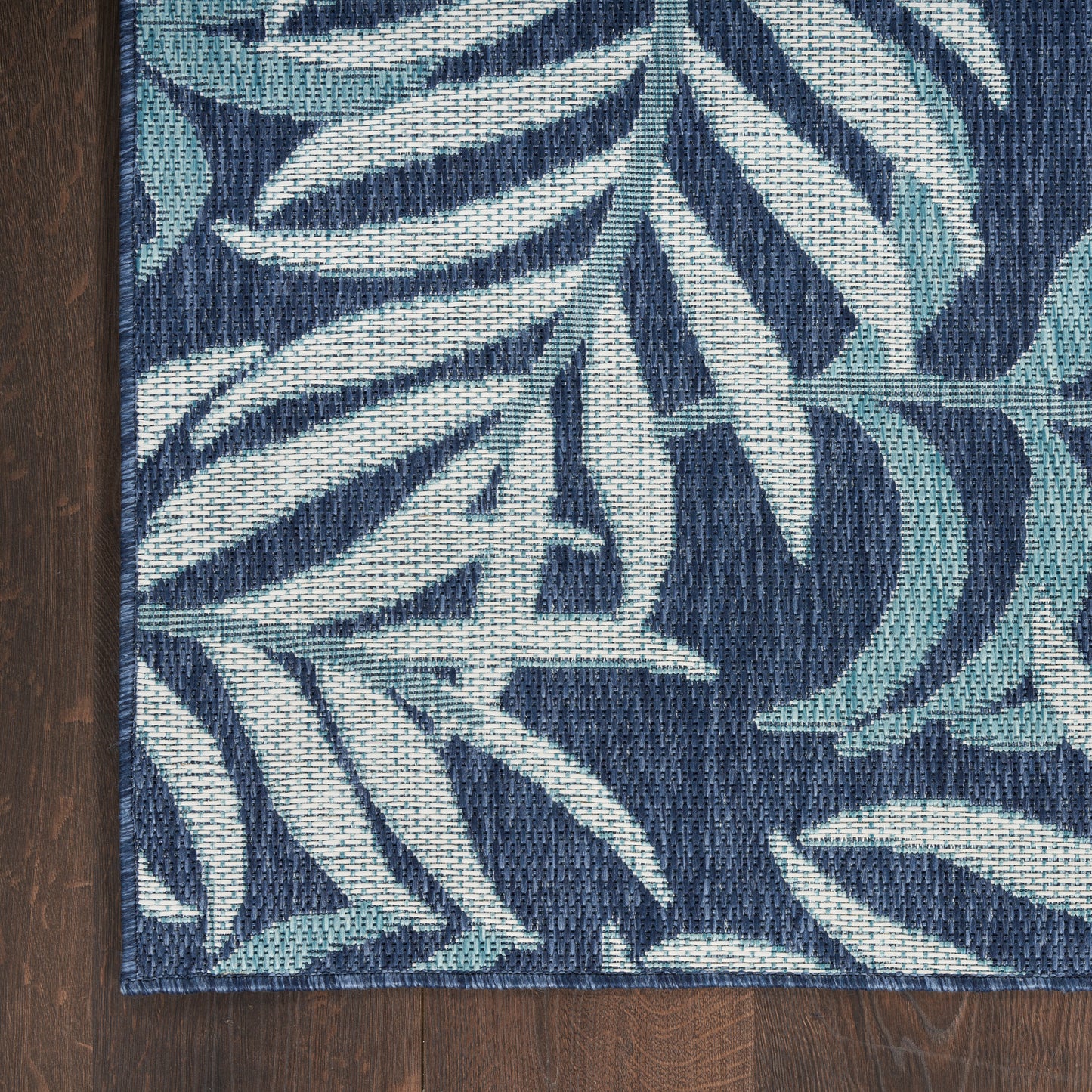 Nourison Garden Oasis 5' x 7' Navy Tropical Rug