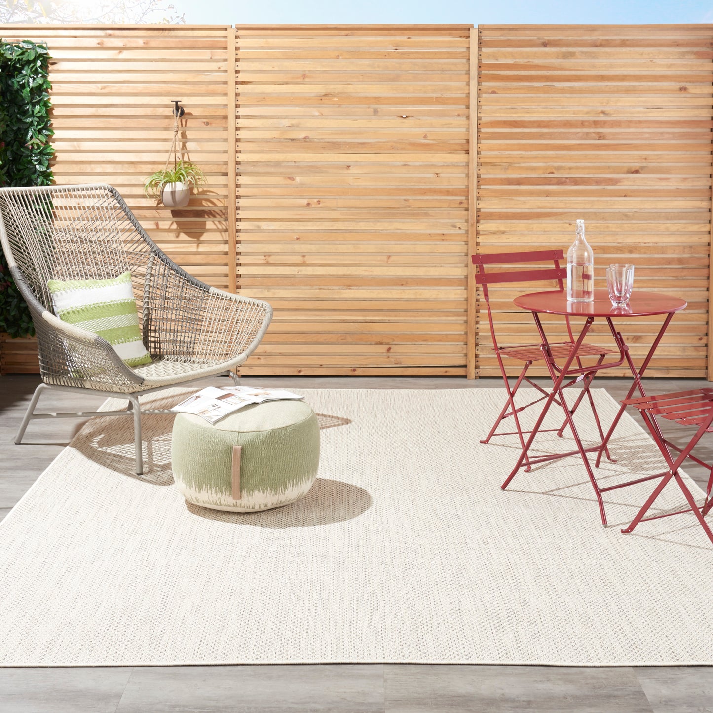 Nourison Courtyard 10' x 14' Ivory/Silver Modern Rug