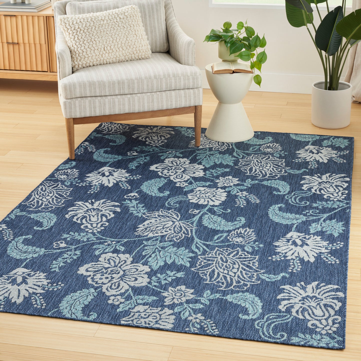 Nourison Garden Oasis 6' x 9' Navy Tropical Rug